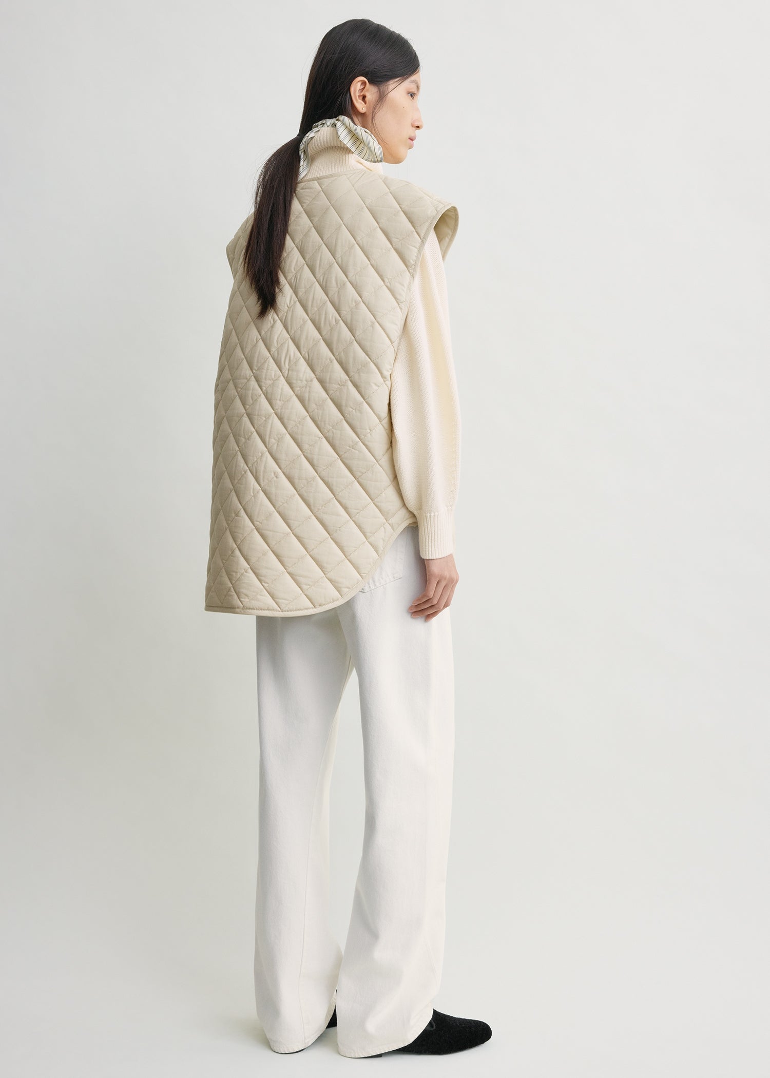 Quilted vest ecru
