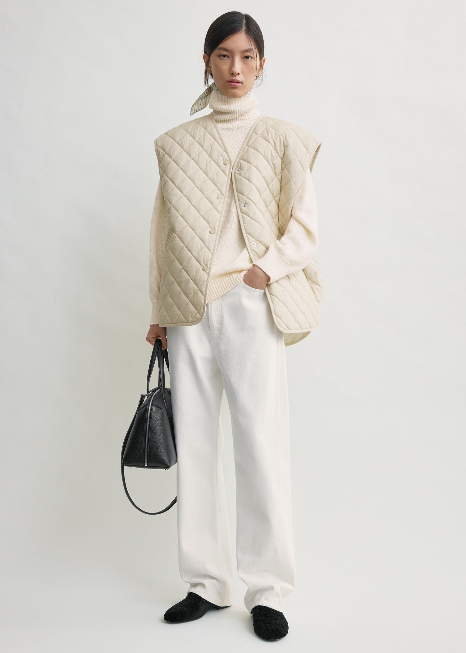 Quilted vest ecru
