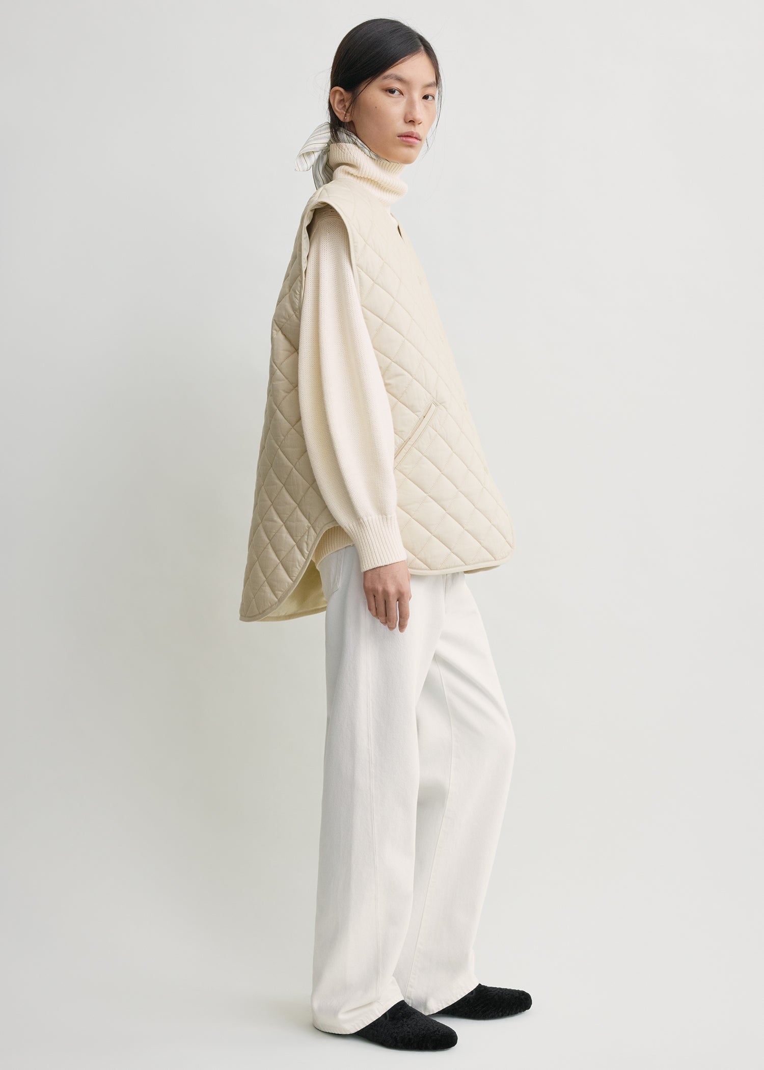 Quilted vest ecru