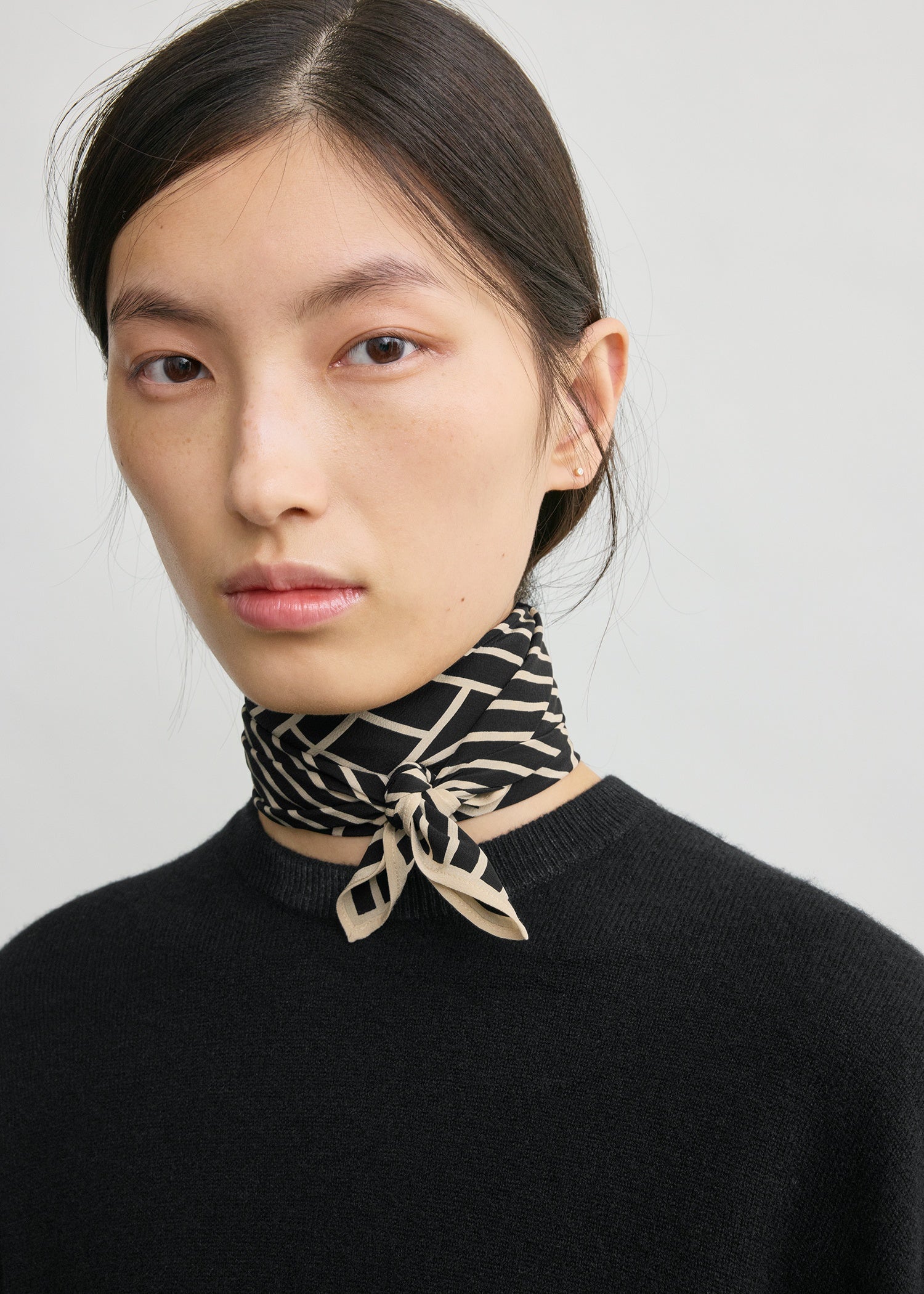 Beijing stripe silk scarf black