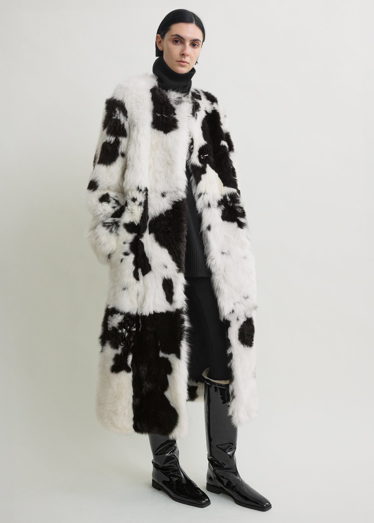 Monochrome shearling coat black/white