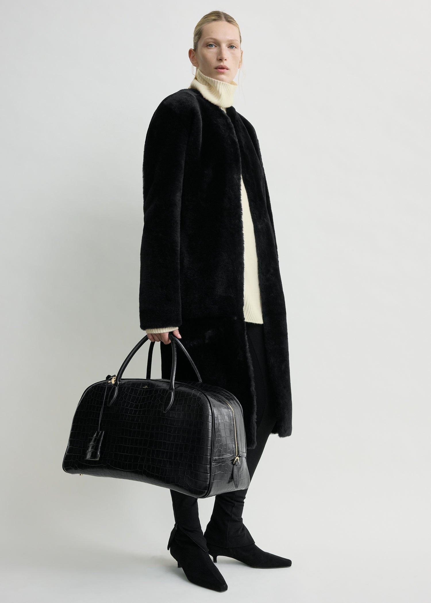 Croco-embossed weekender black