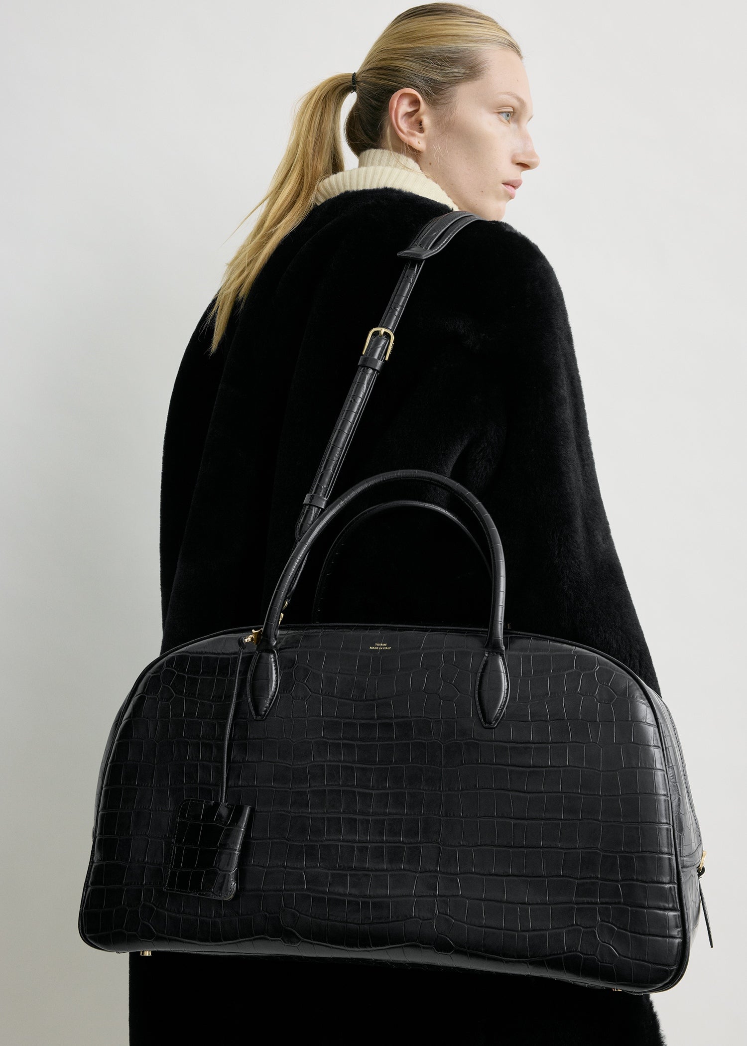 Croco-embossed weekender black