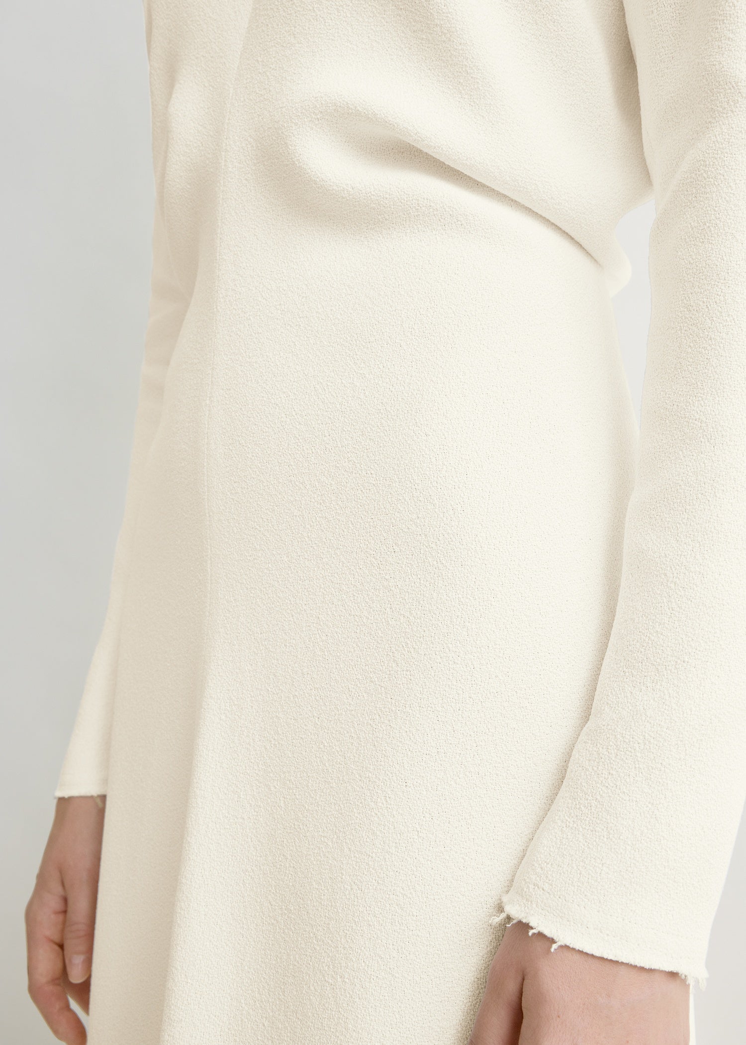 Long-sleeve slouch waist dress macadamia