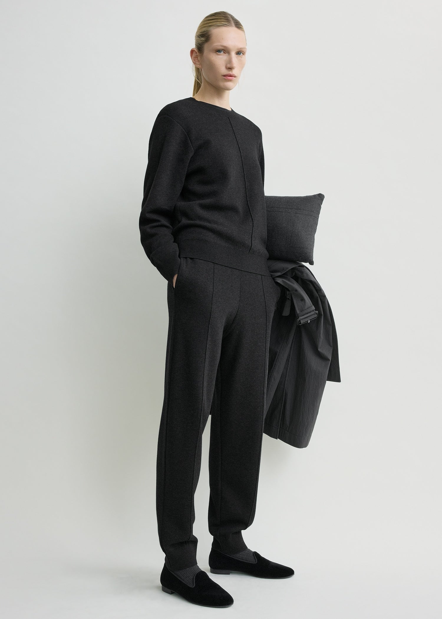 Pintucked sweater charcoal