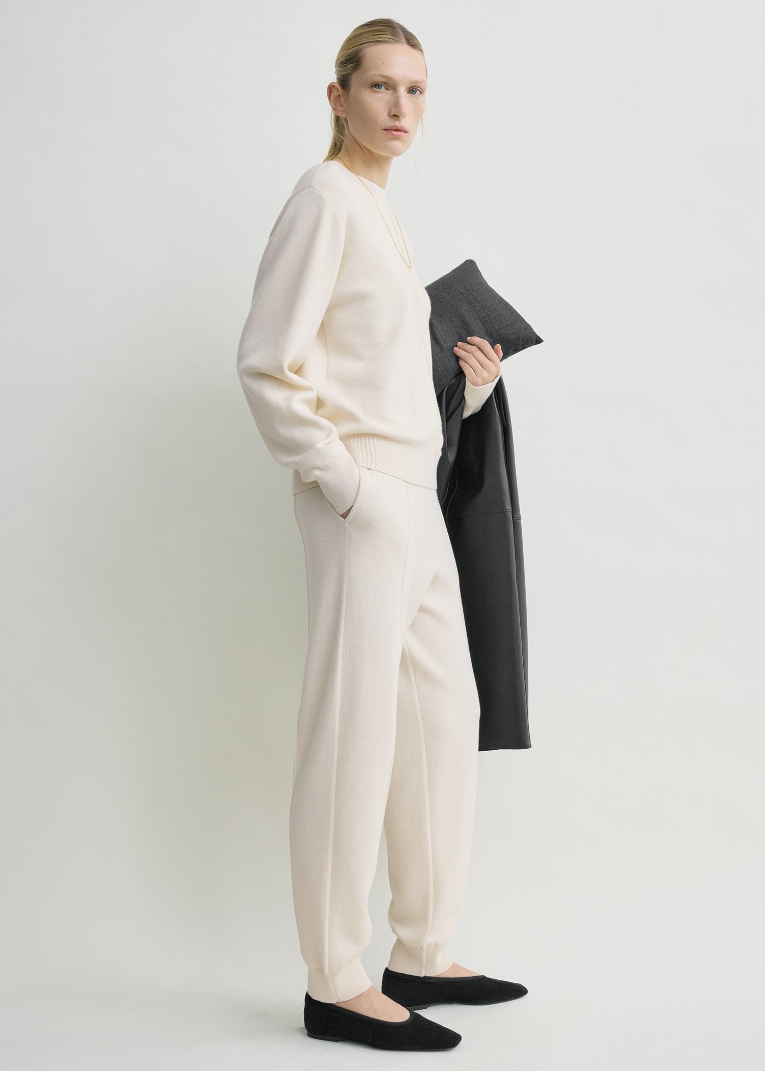 Pintucked sweater ecru