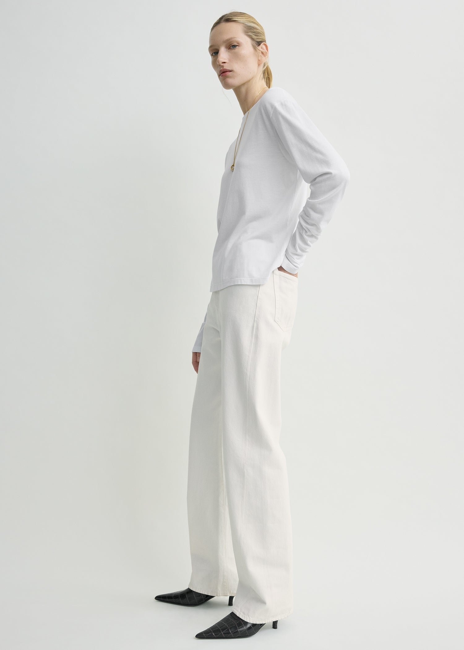 Classic long-sleeve tee white – TOTEME