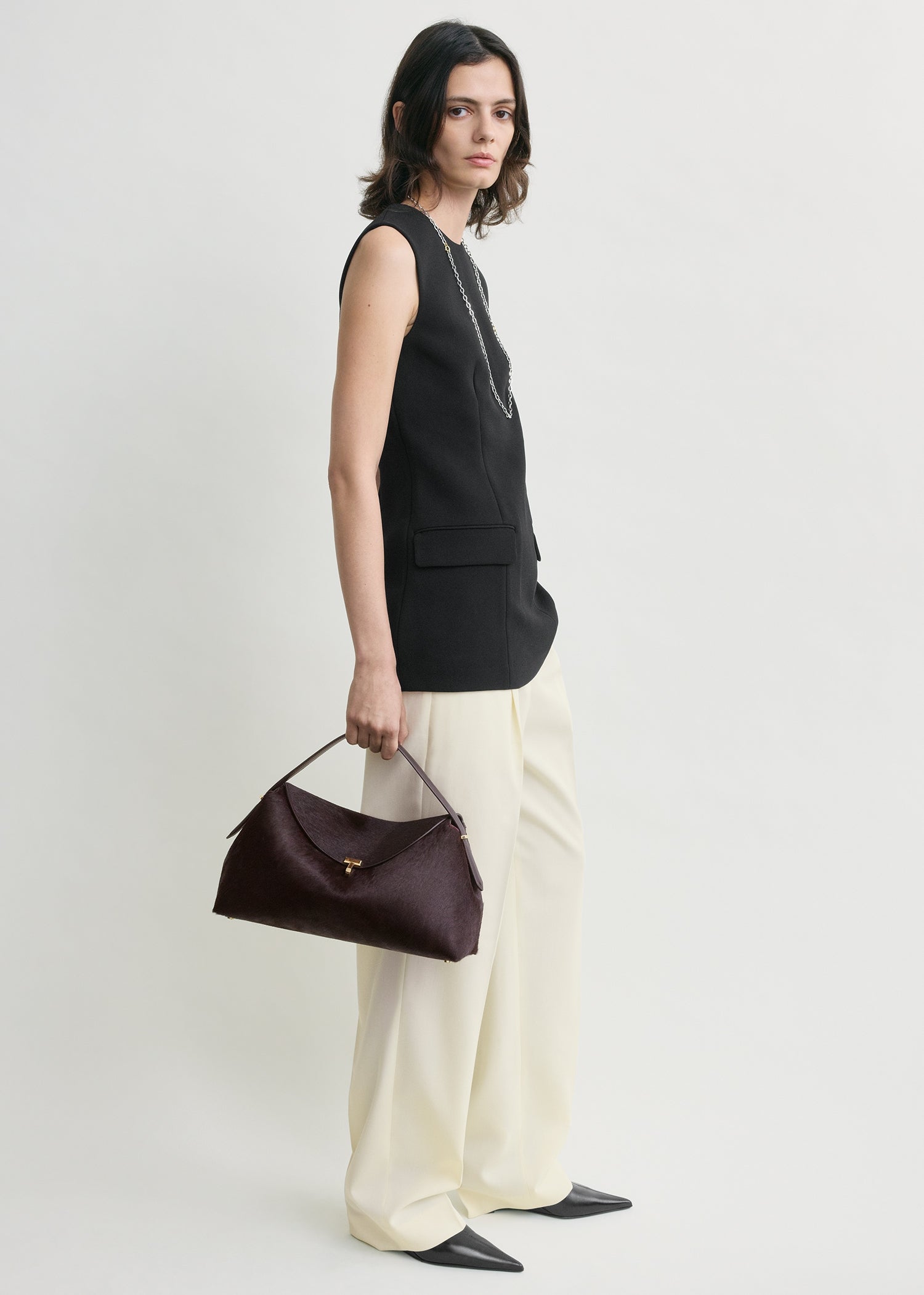 toteme ベアトップ T-lock pony hair top handle wine – TOTEME