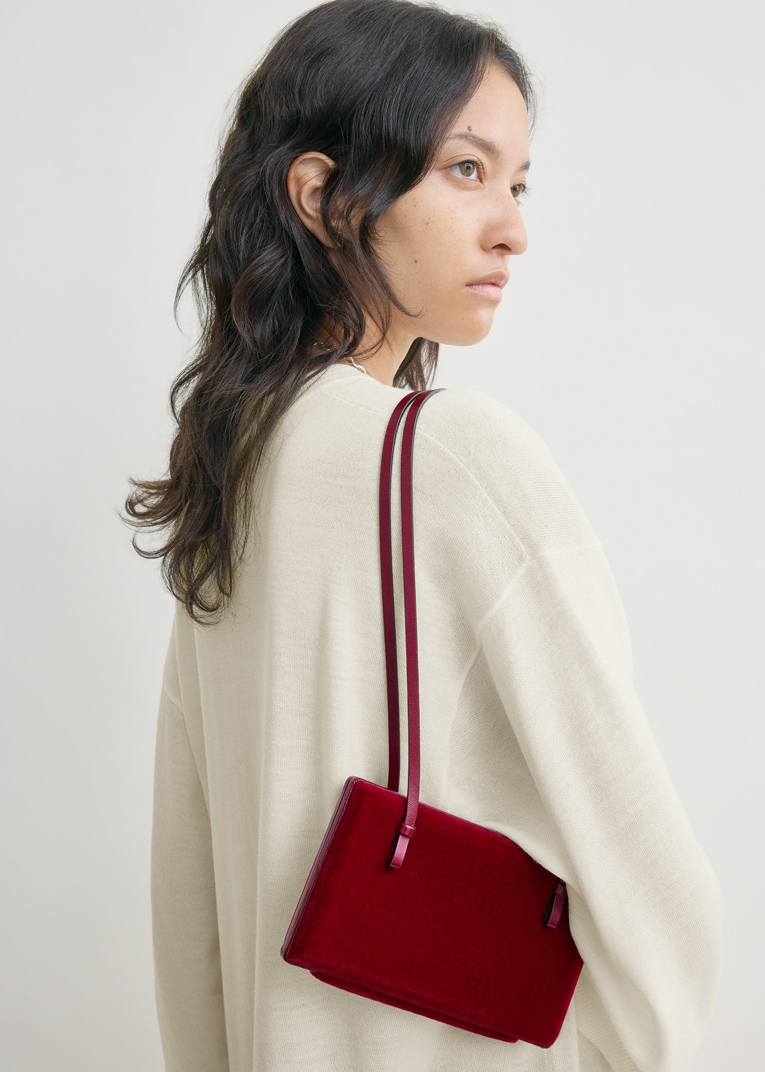 Cocktail velvet bag red