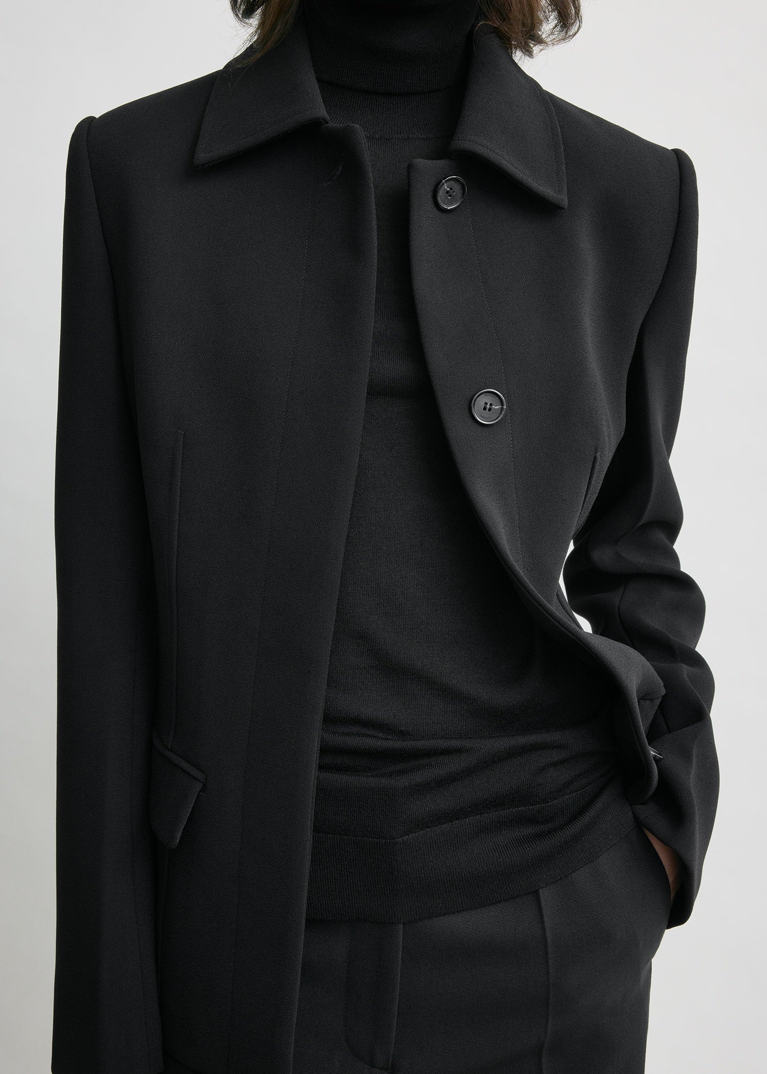 Cinched pocket jacket black – TOTEME