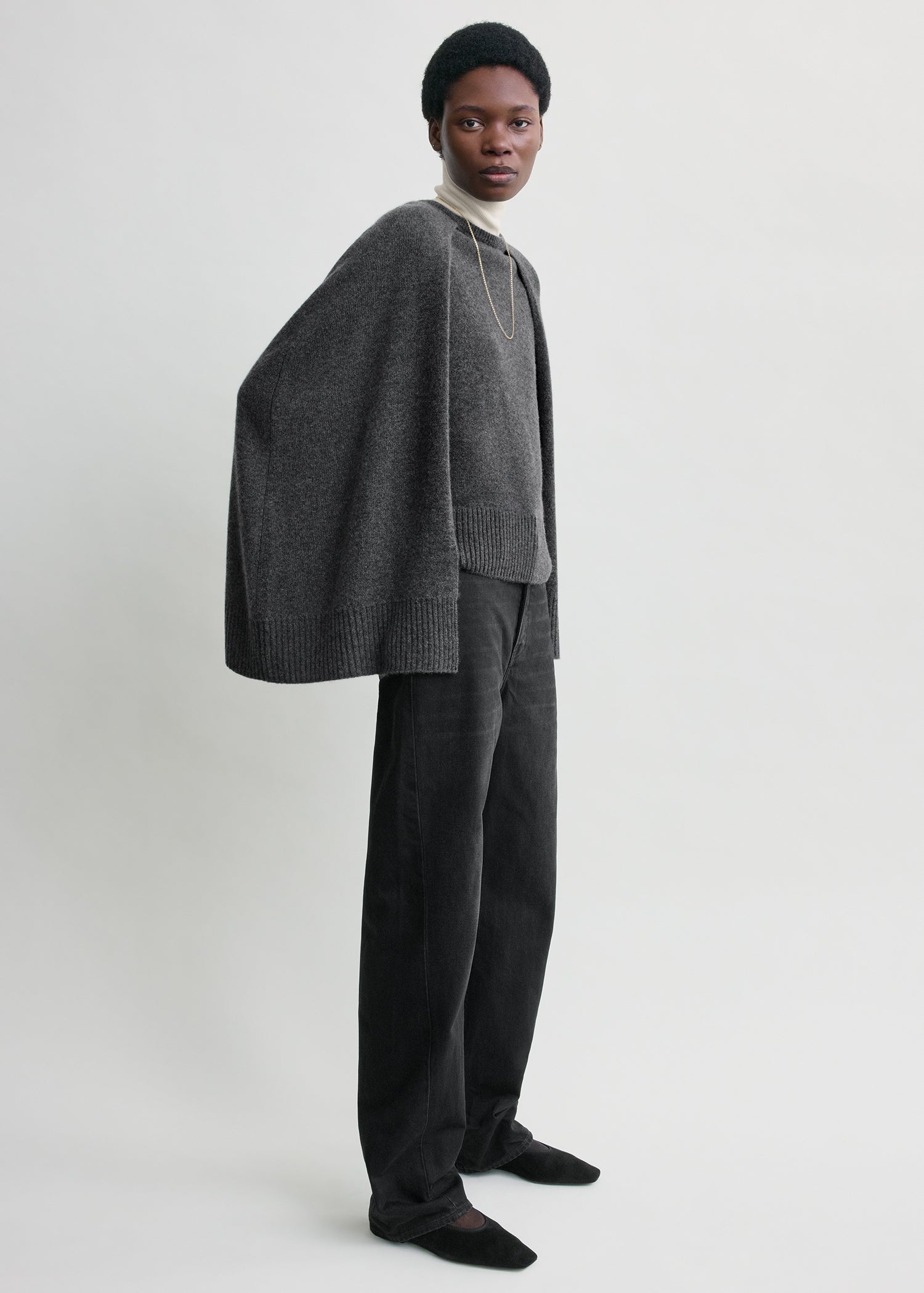Crew cape knit dark grey