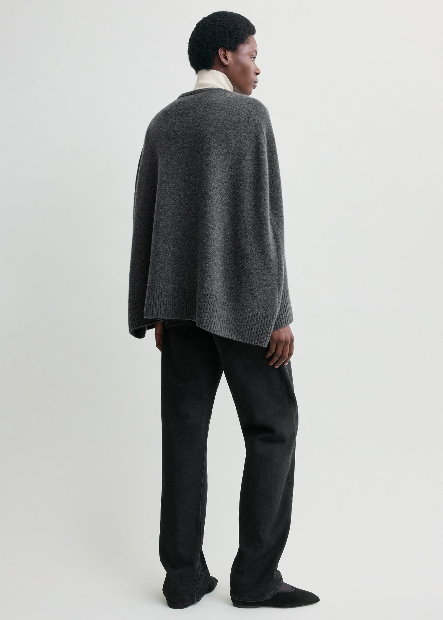 Crew cape knit dark grey