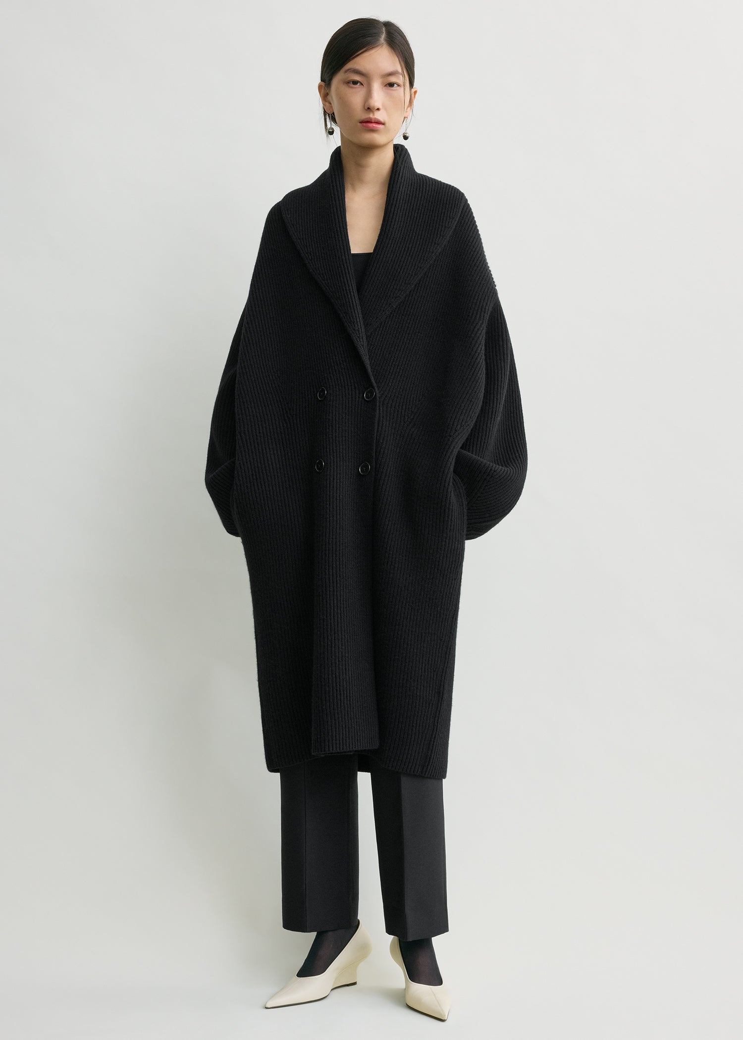 a1462 toteme【トーテム】トッパーロングカーディガン ガウン * Long shawl-lapel cardigan black – TOTEME