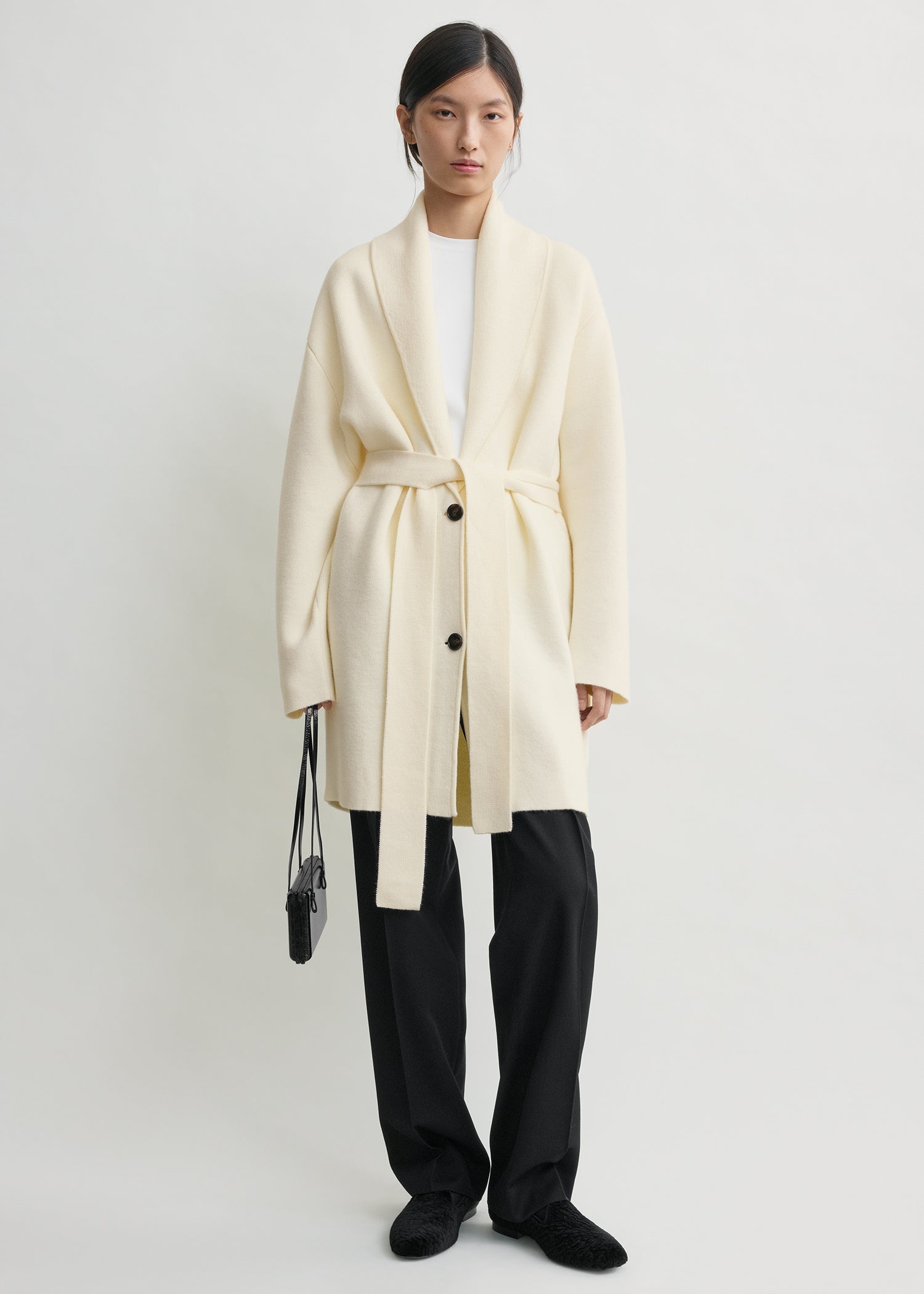 Shawl-lapel robe ecru petite from Toteme - $880