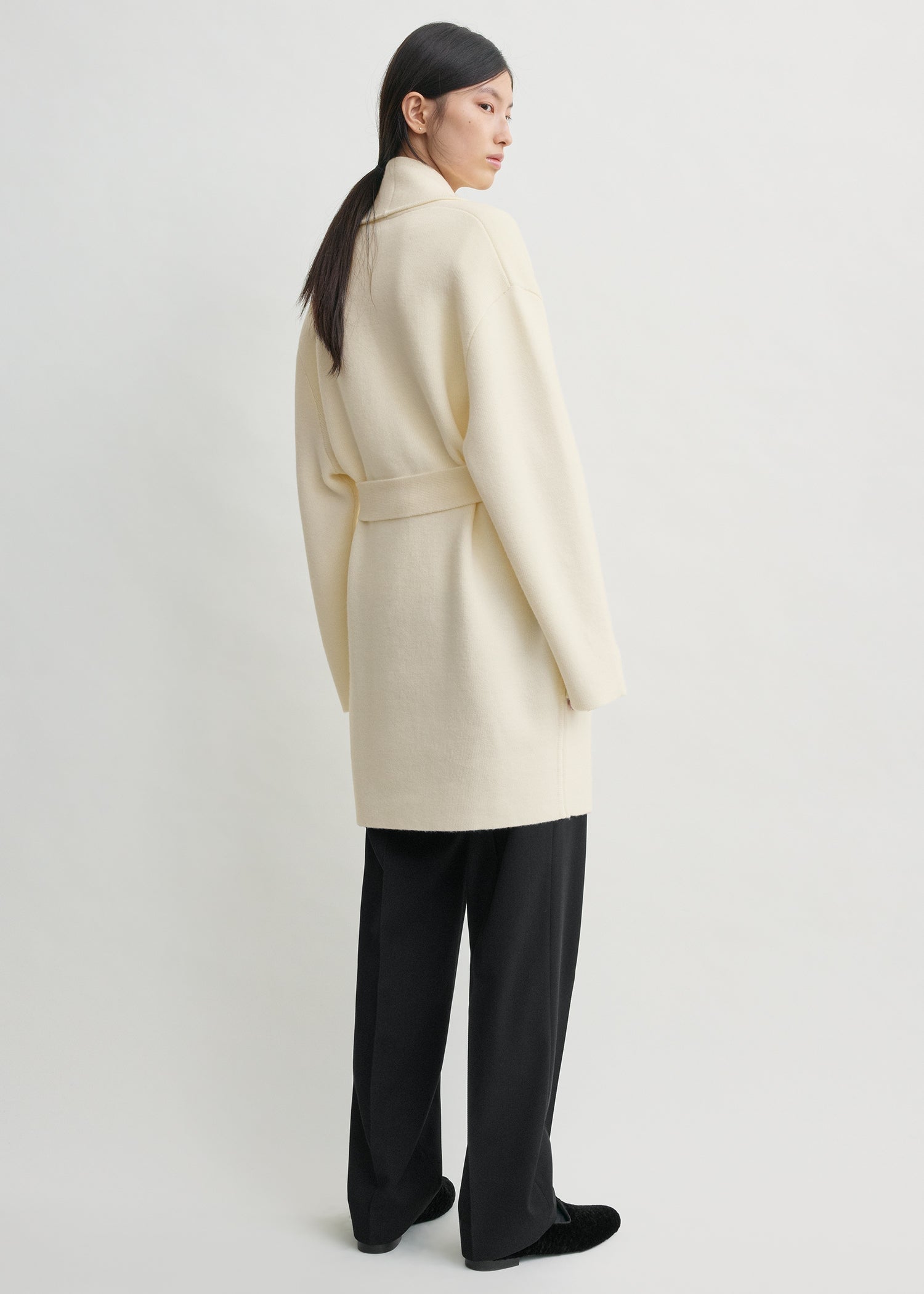 Shawl-lapel robe ecru petite