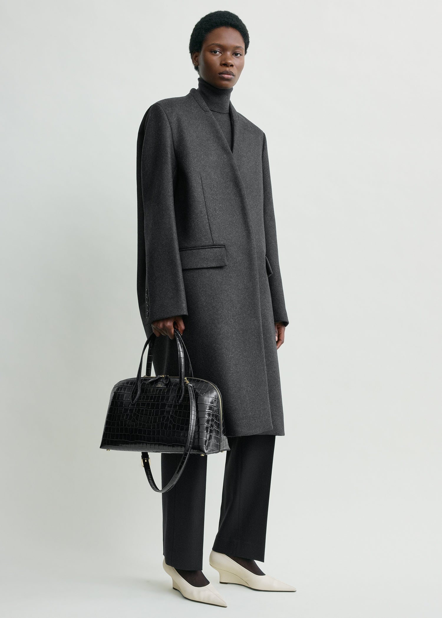 Deep pleat coat charcoal melange – TOTEME