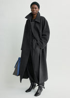 Shield coat charcoal