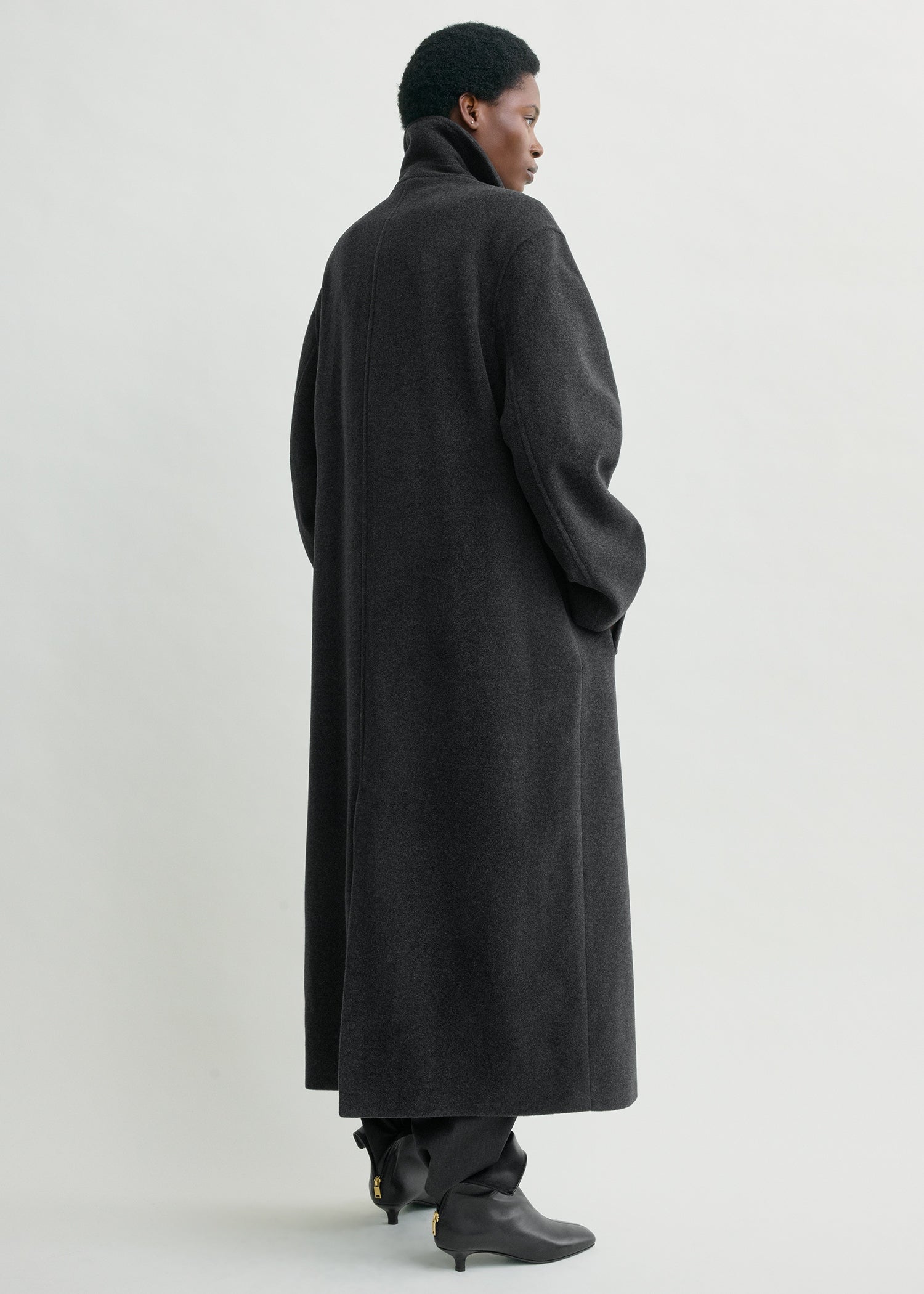 Shield coat charcoal petite