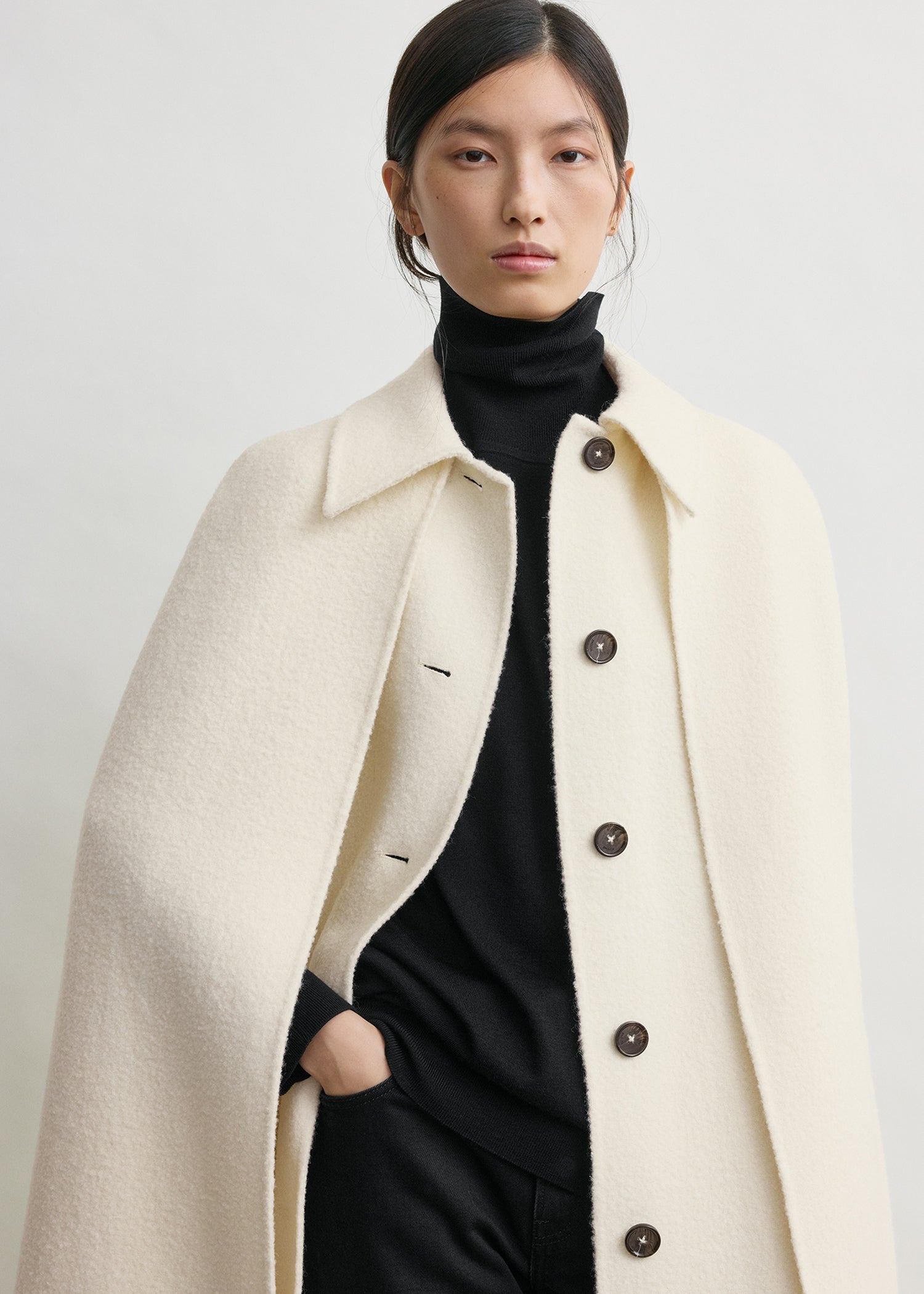 Fringe cape coat winter white