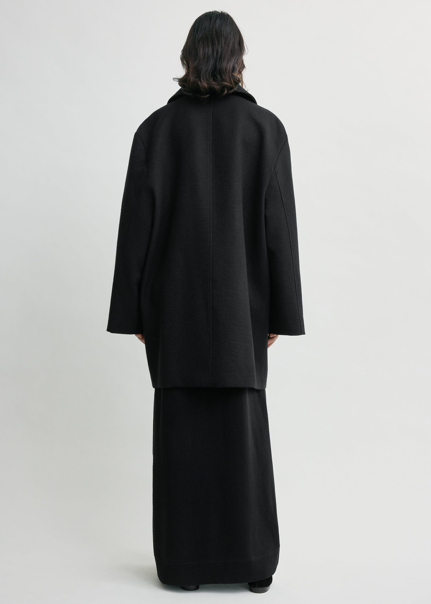 Broad peacoat black – TOTEME