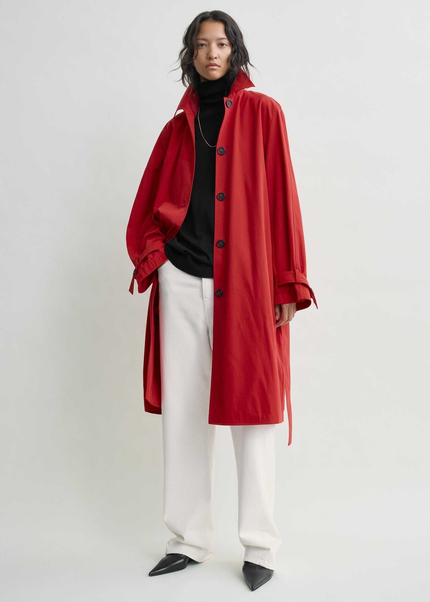 Light spring trench poppy