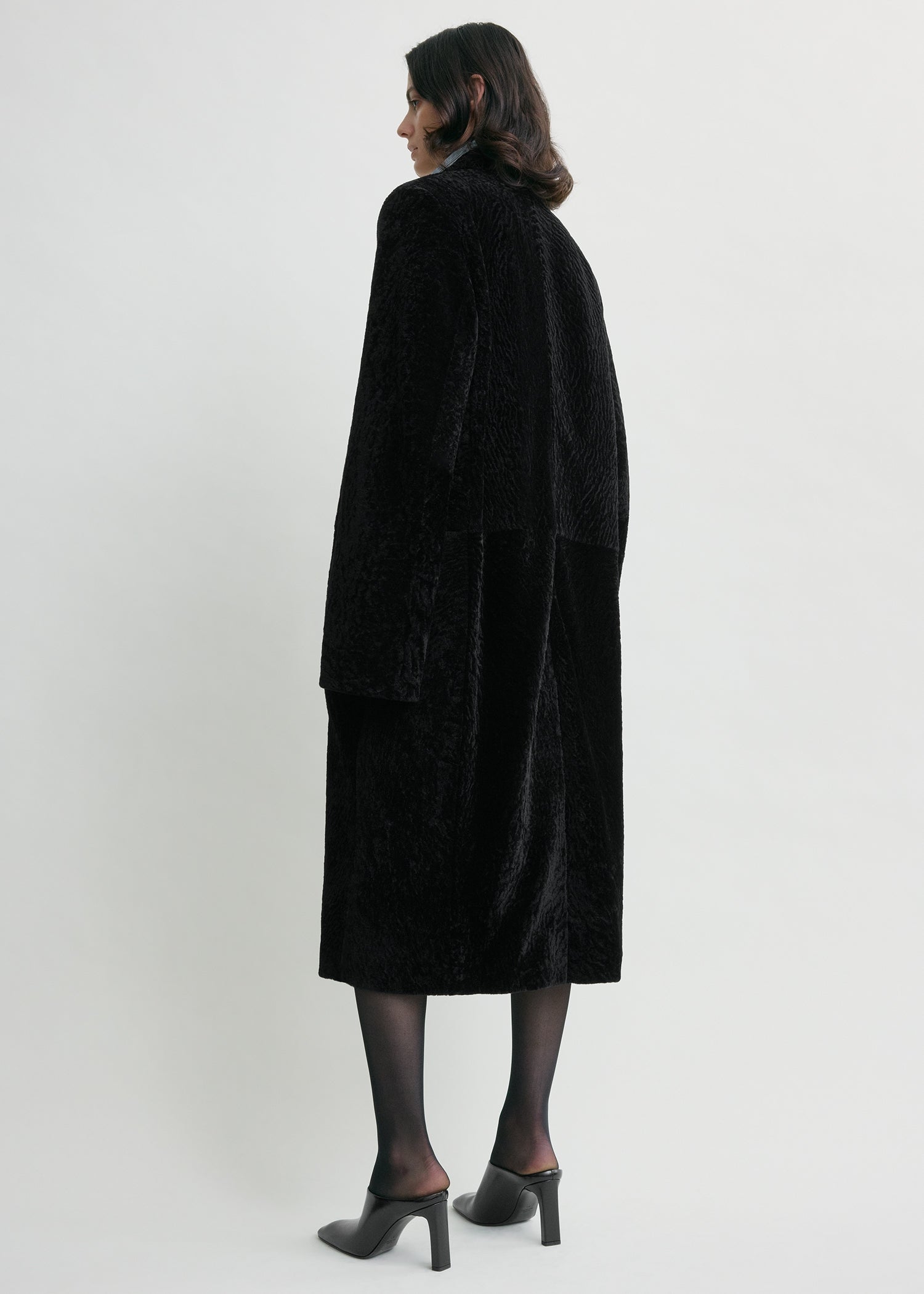 Classic shearling coat black