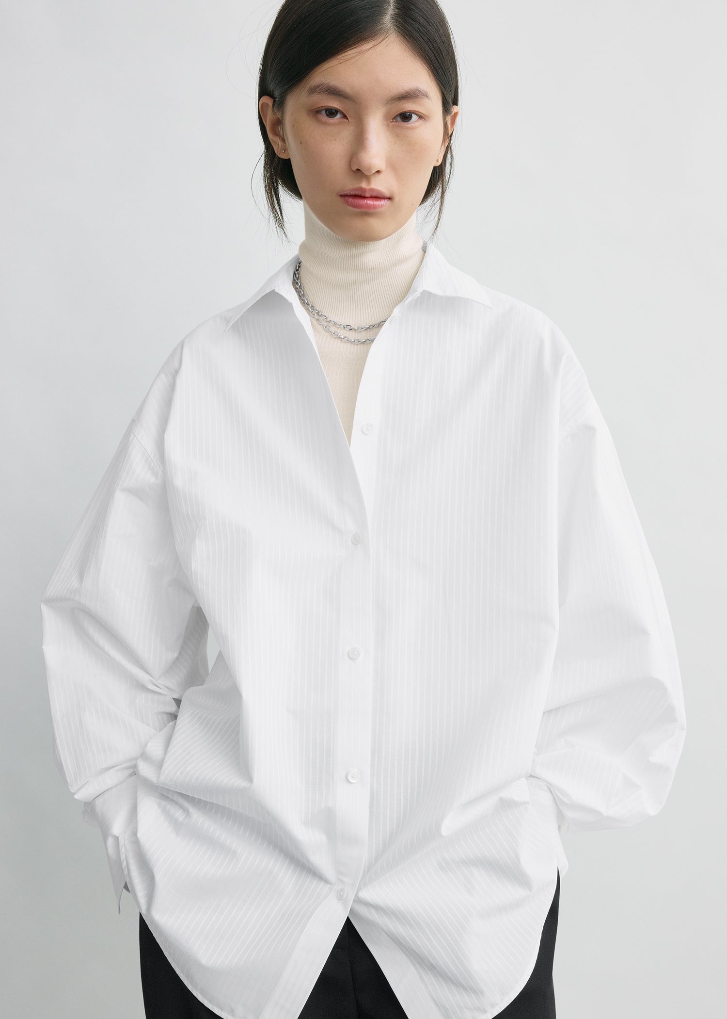 toteme ★ トーテム　シャツ　ストライプ　オーバーサイズ　ストライプシャツ TOTEME(トーテム)のOversized striped shirt通販 | 集英社HAPPY PLUS STORE