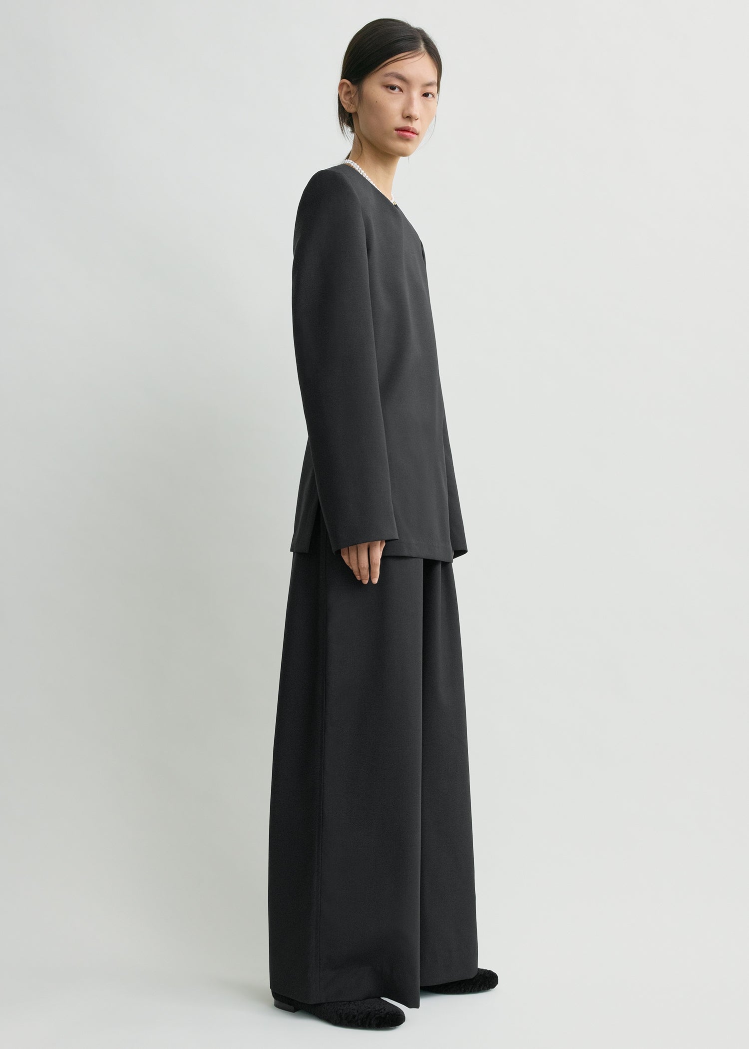 Tailored dinner blouse black