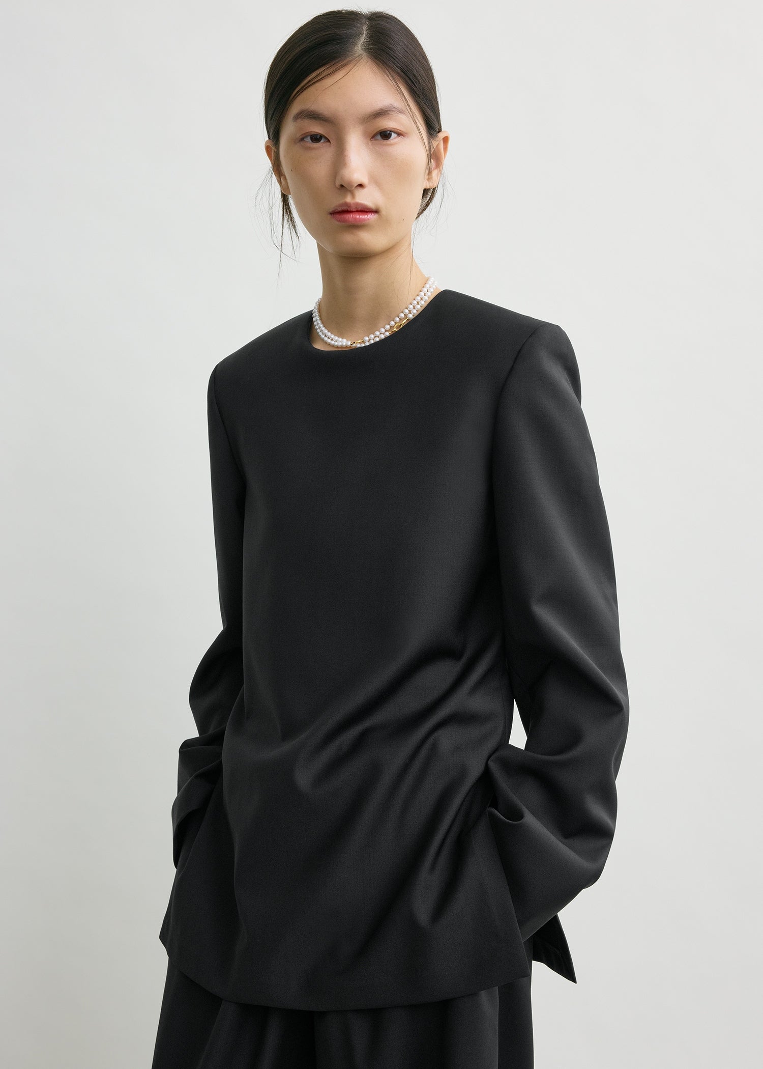 Tailored dinner blouse black