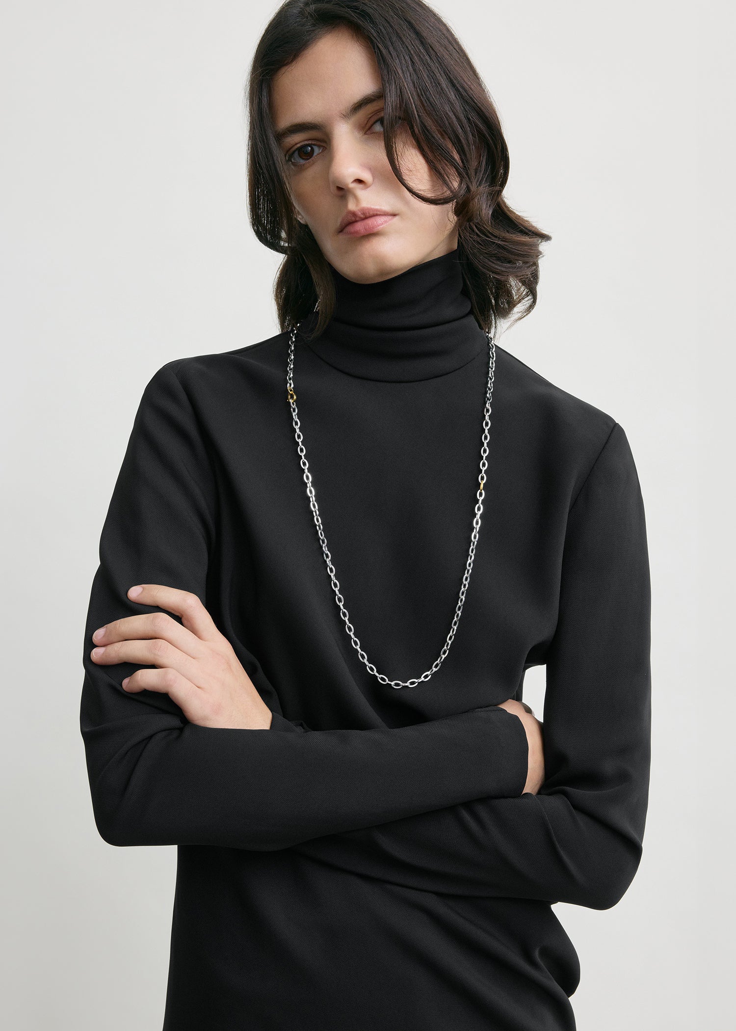 High-neck twist blouse black – TOTEME