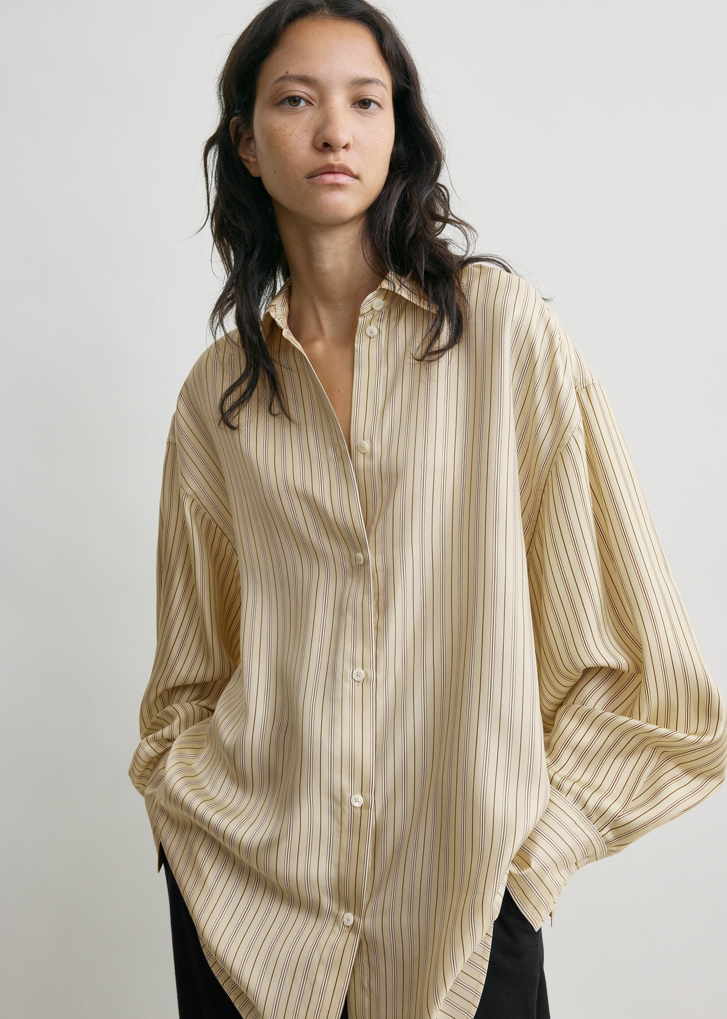 Oversized striped shirt beige/brown petite