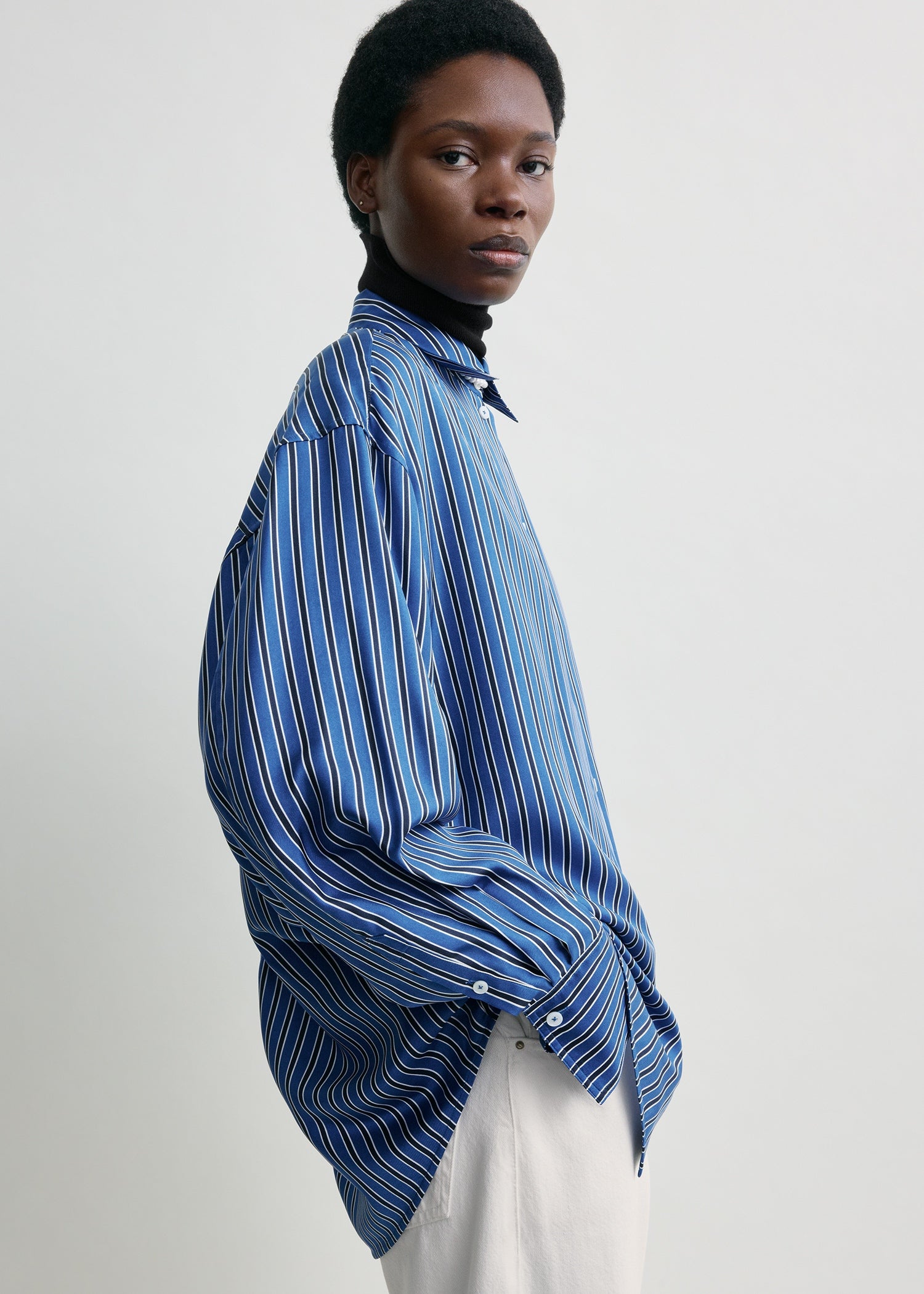 Oversized striped shirt blue/navy