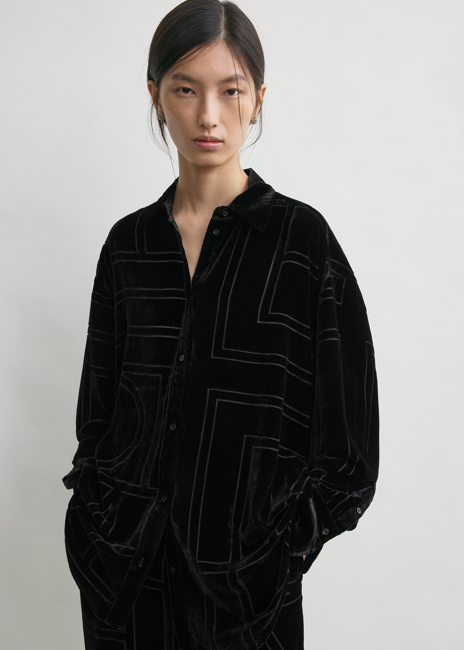 Oversized devoré shirt black petite