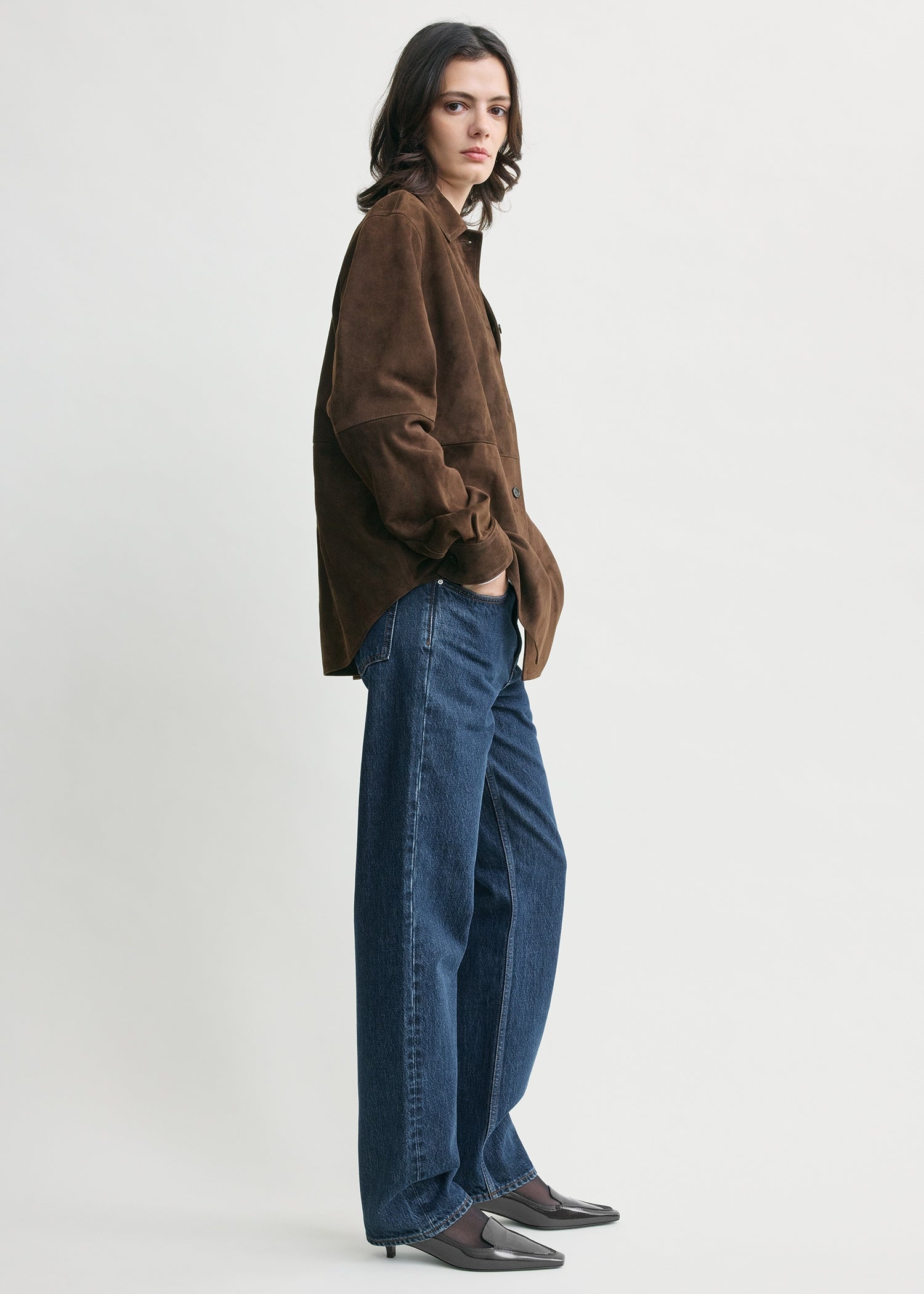 Soft suede overshirt bark – TOTEME