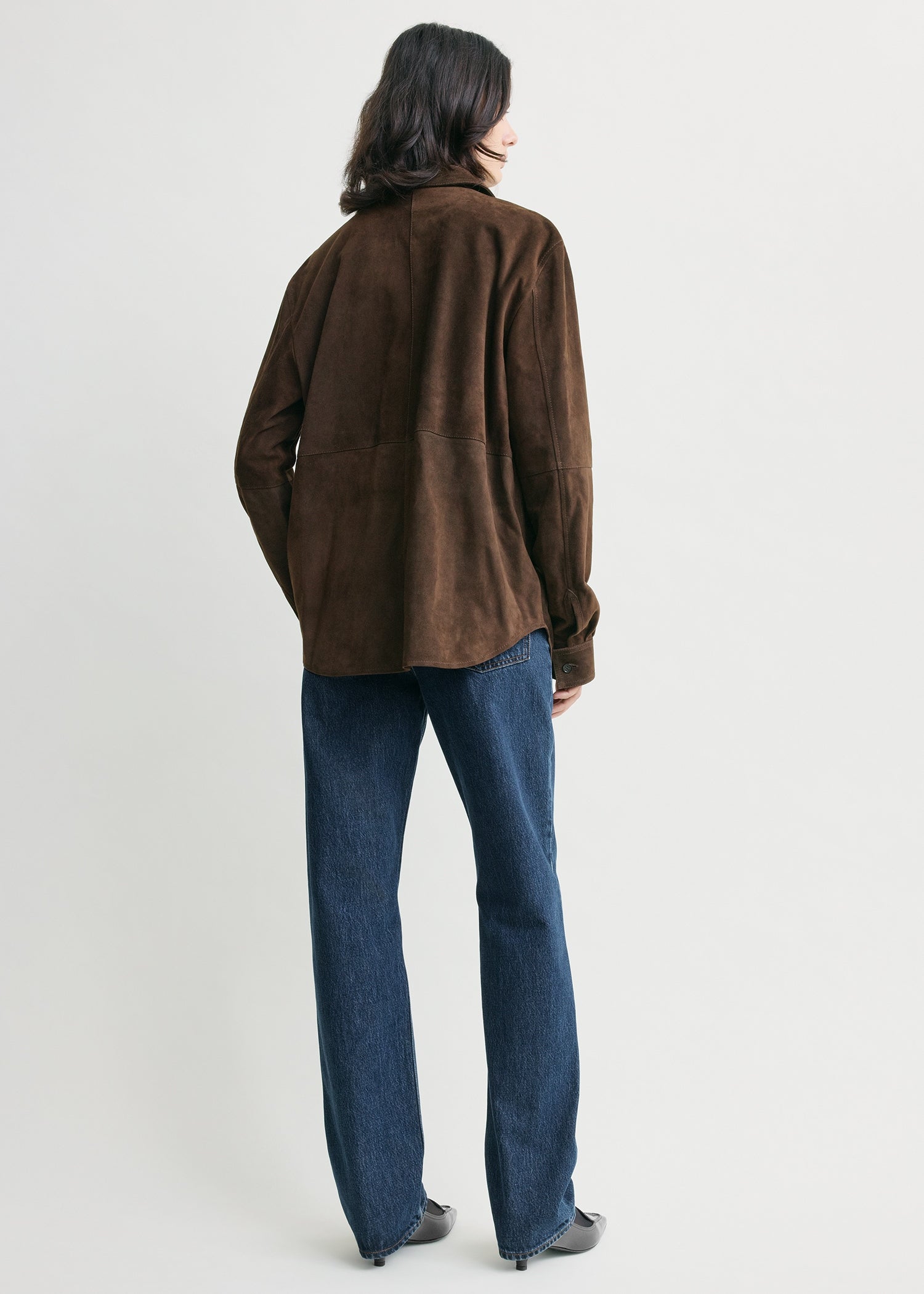 Soft suede overshirt bark – TOTEME