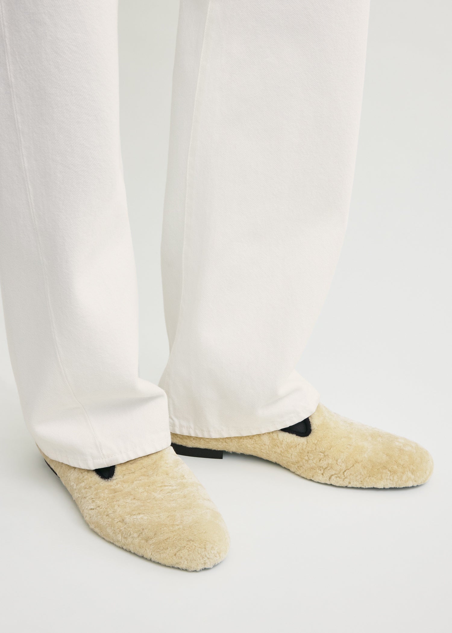 Shearling loafers beige
