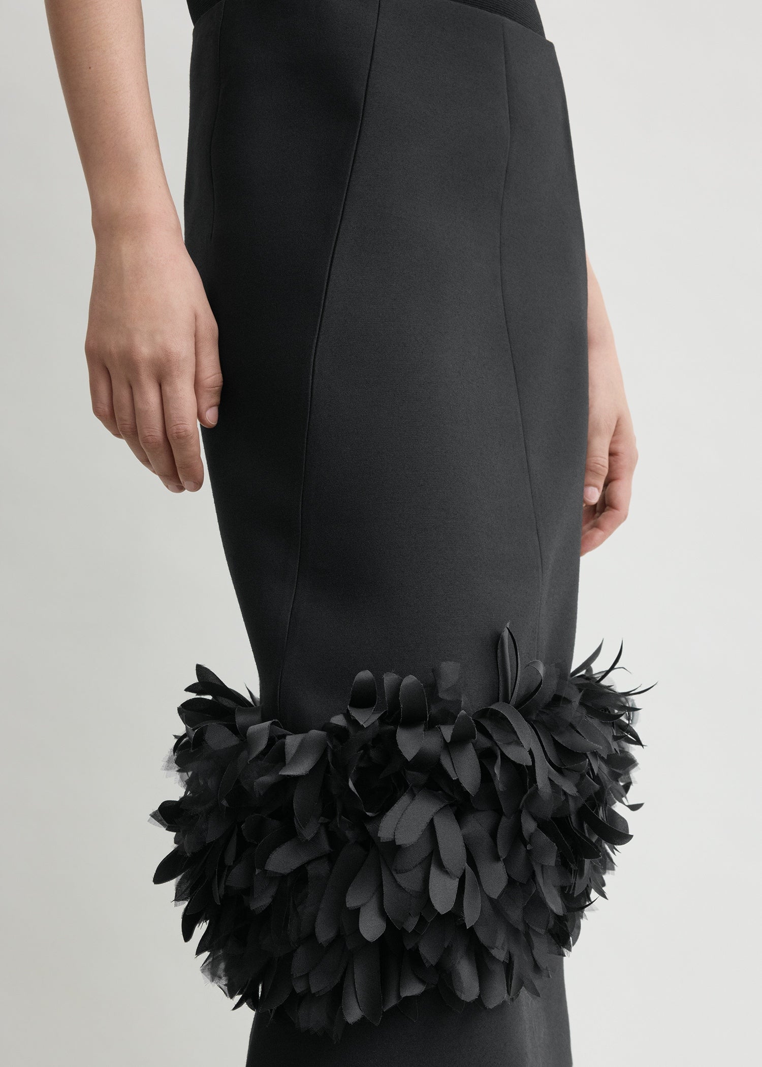 Petal skirt black