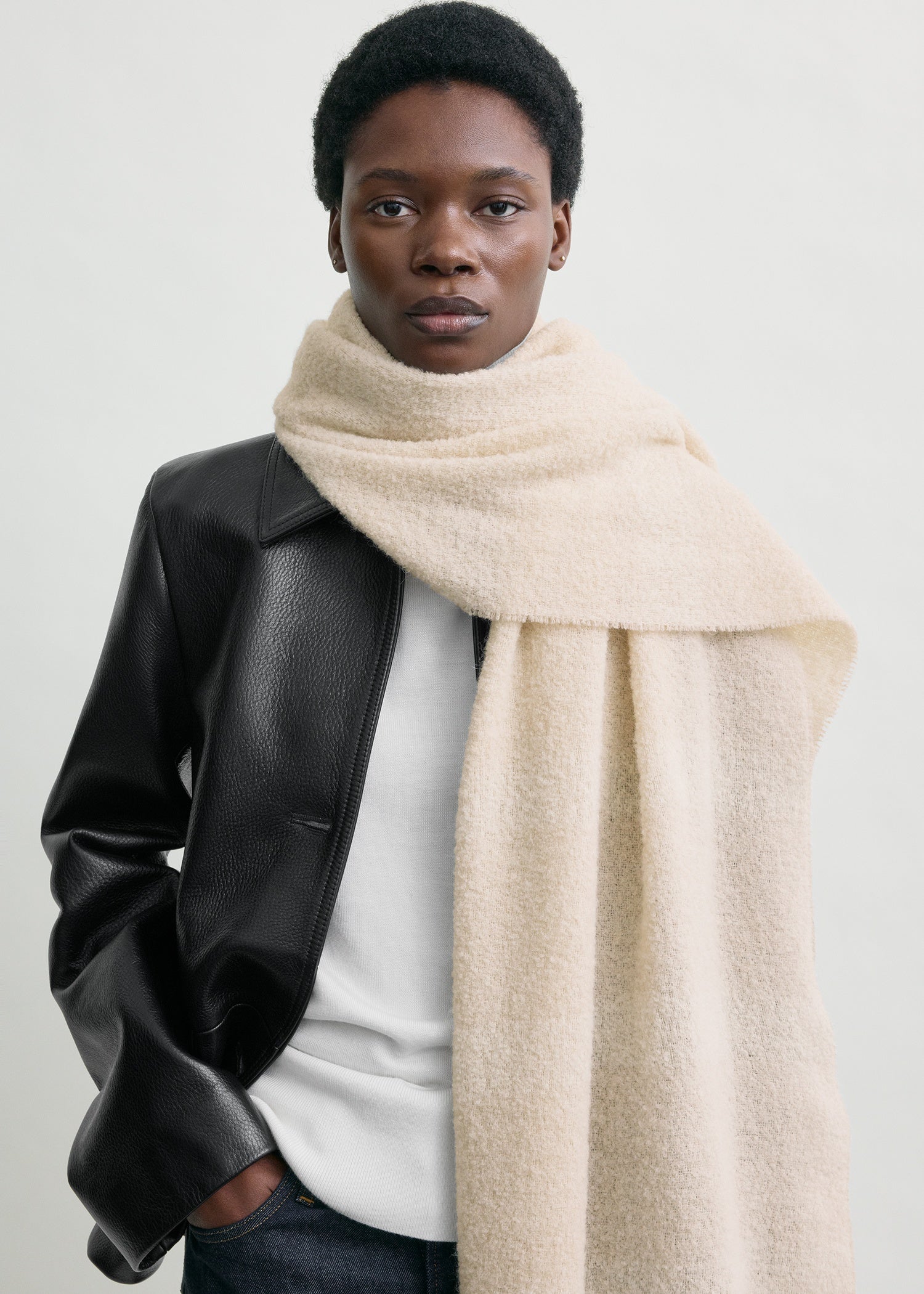 Monogram jacquard scarf ecru/white