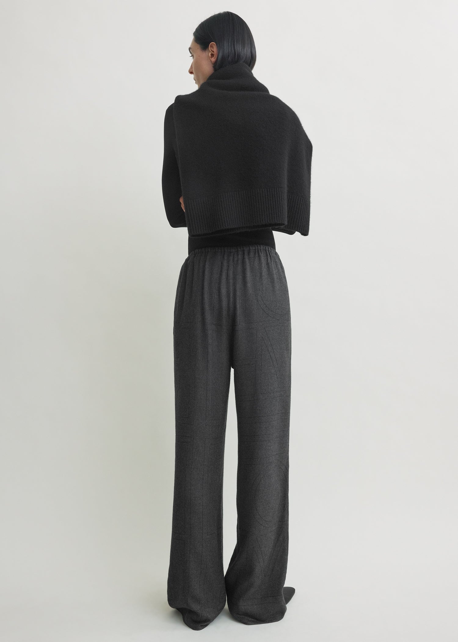 Monogram flannel pj bottoms charcoal – TOTEME