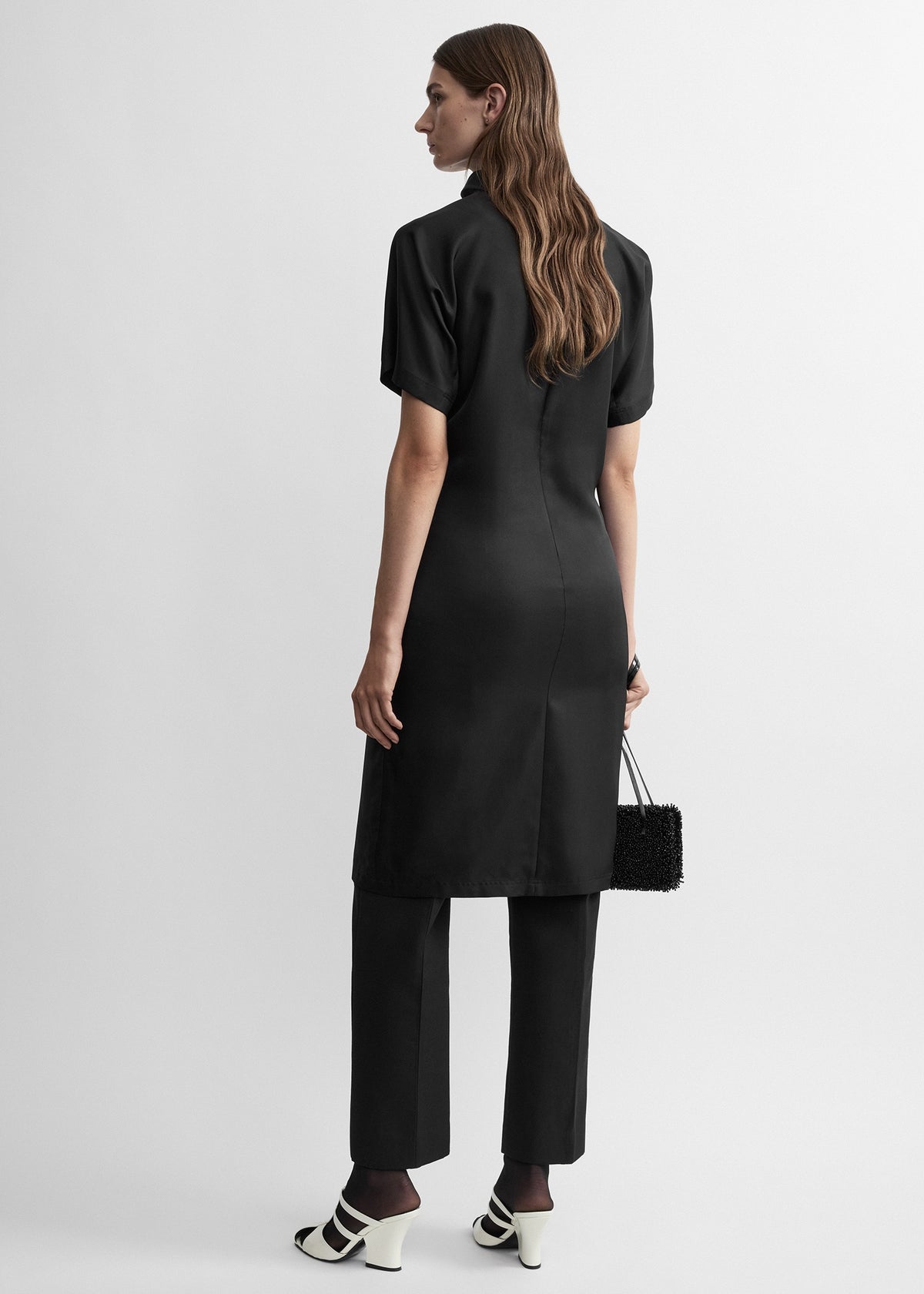 Reverse-collar slouch dress black
