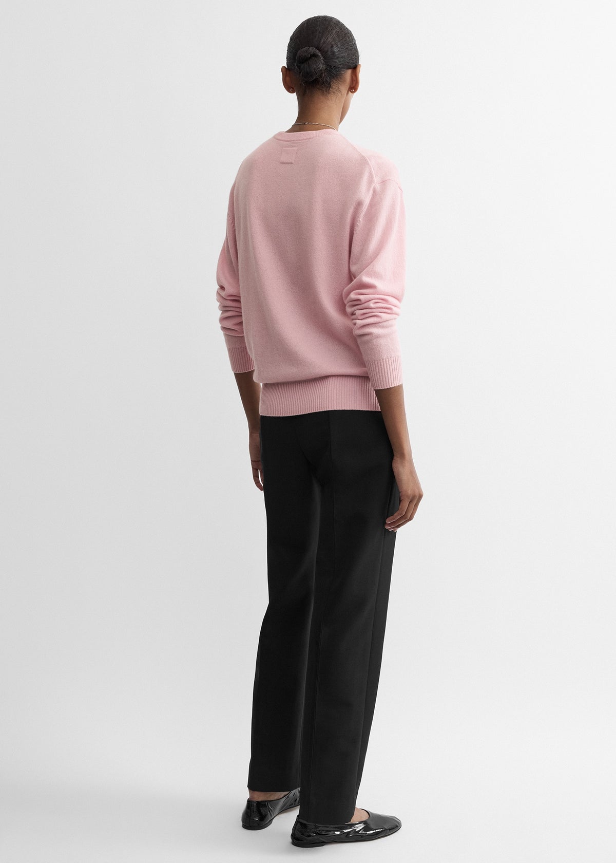 Classic cashmere crew knit pearl pink