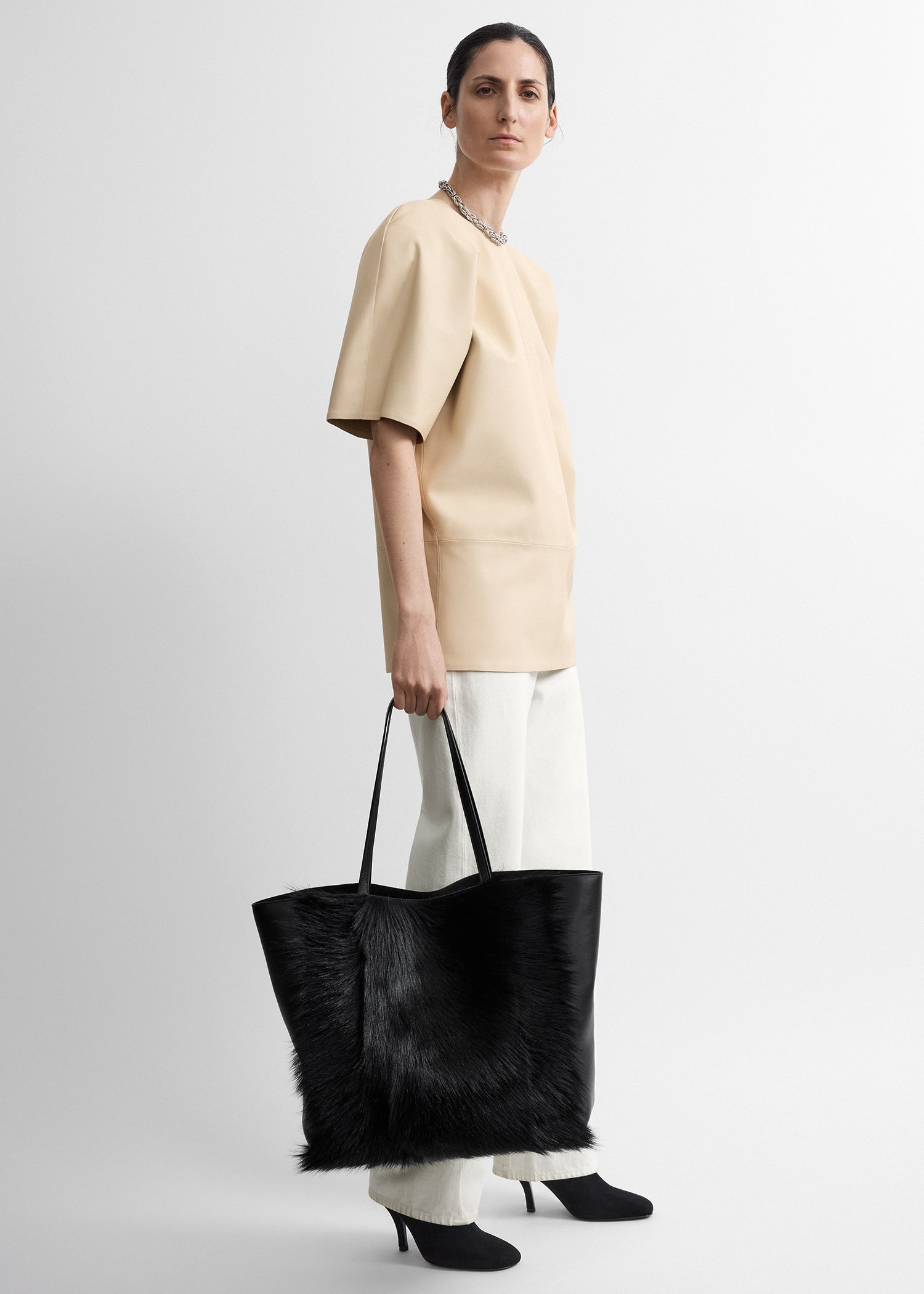 Roam goat hair tote black/black
