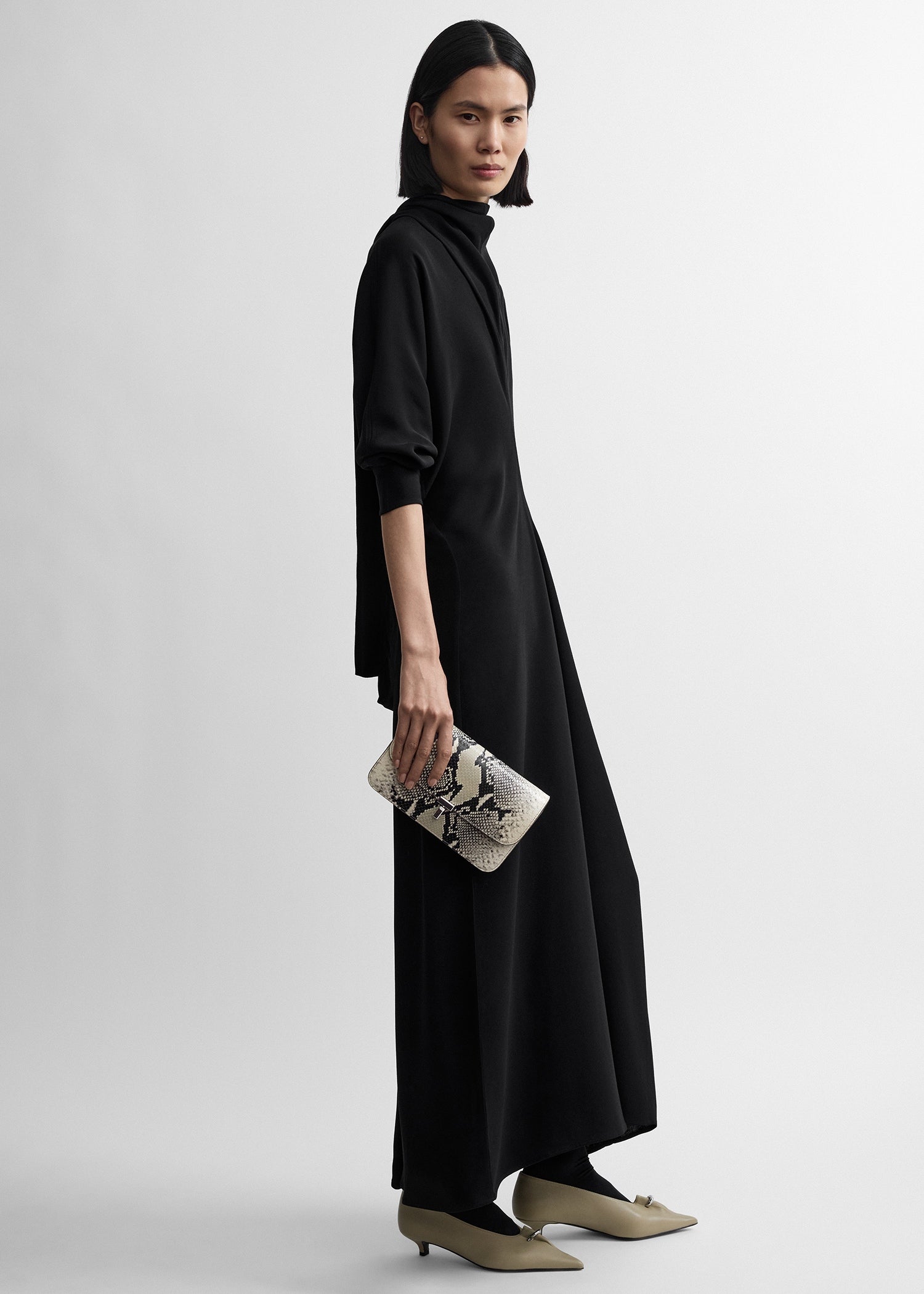 T-lock python-embossed crossbody black/ecru