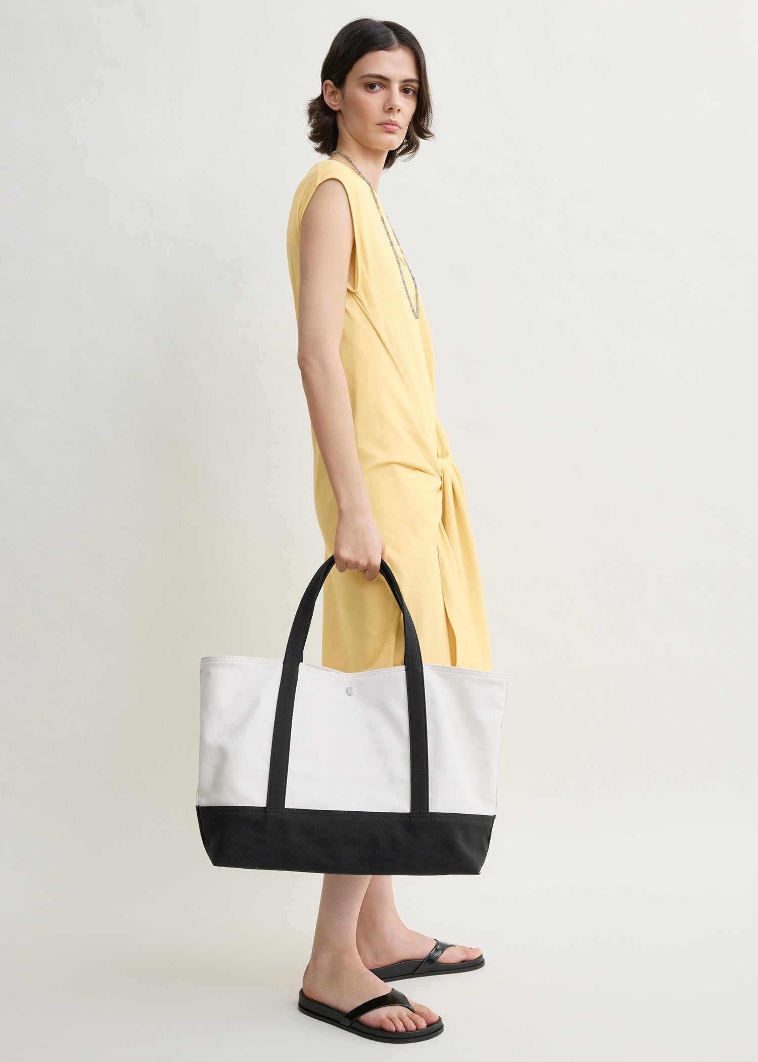 Beach tote ecru/black