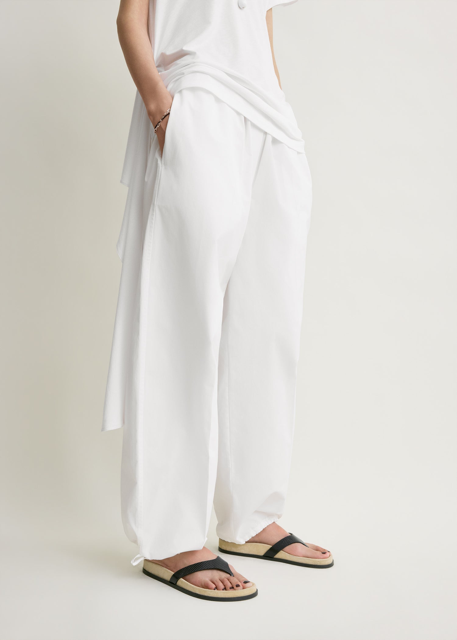 Drawstring cotton trousers white