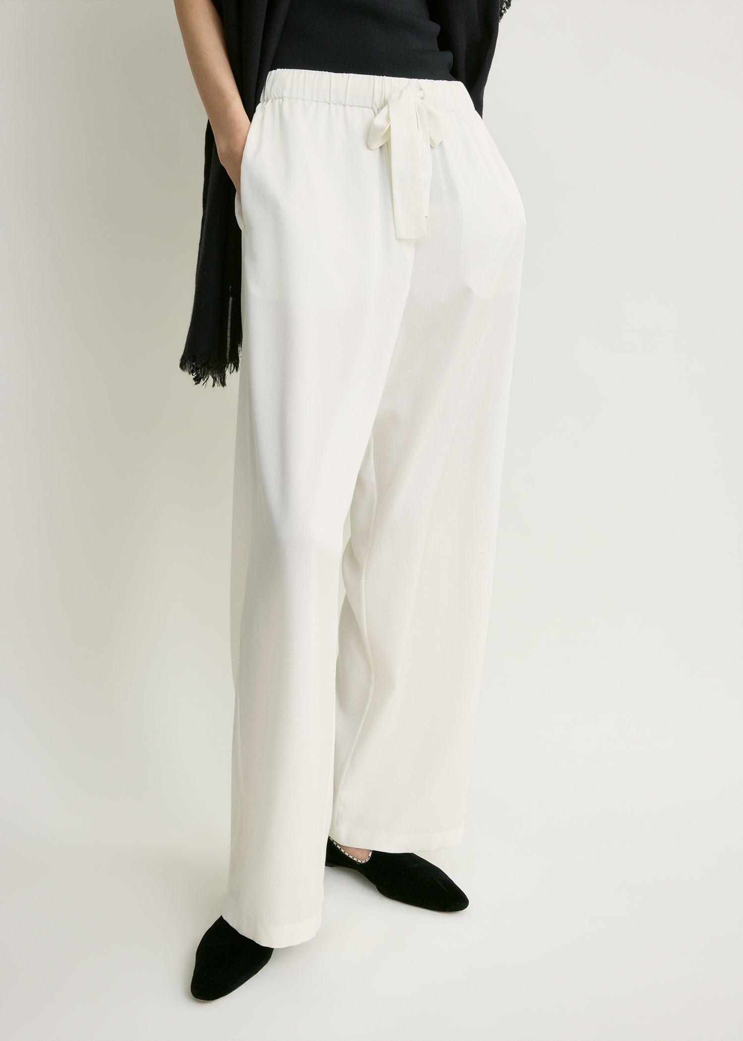 Piped silk trousers off-white