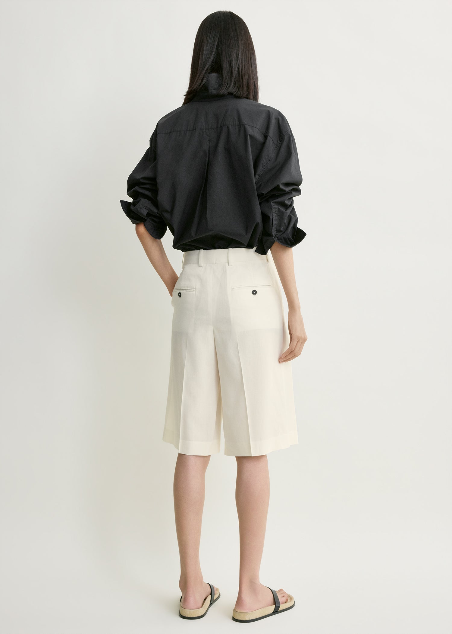 Wide fluid shorts ecru