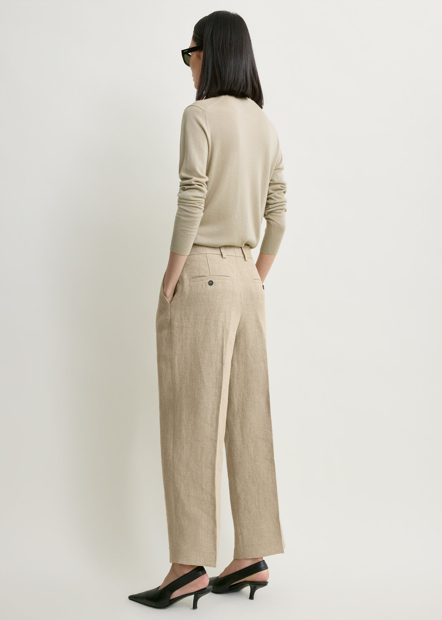 Double-pleat cropped linen trousers beige