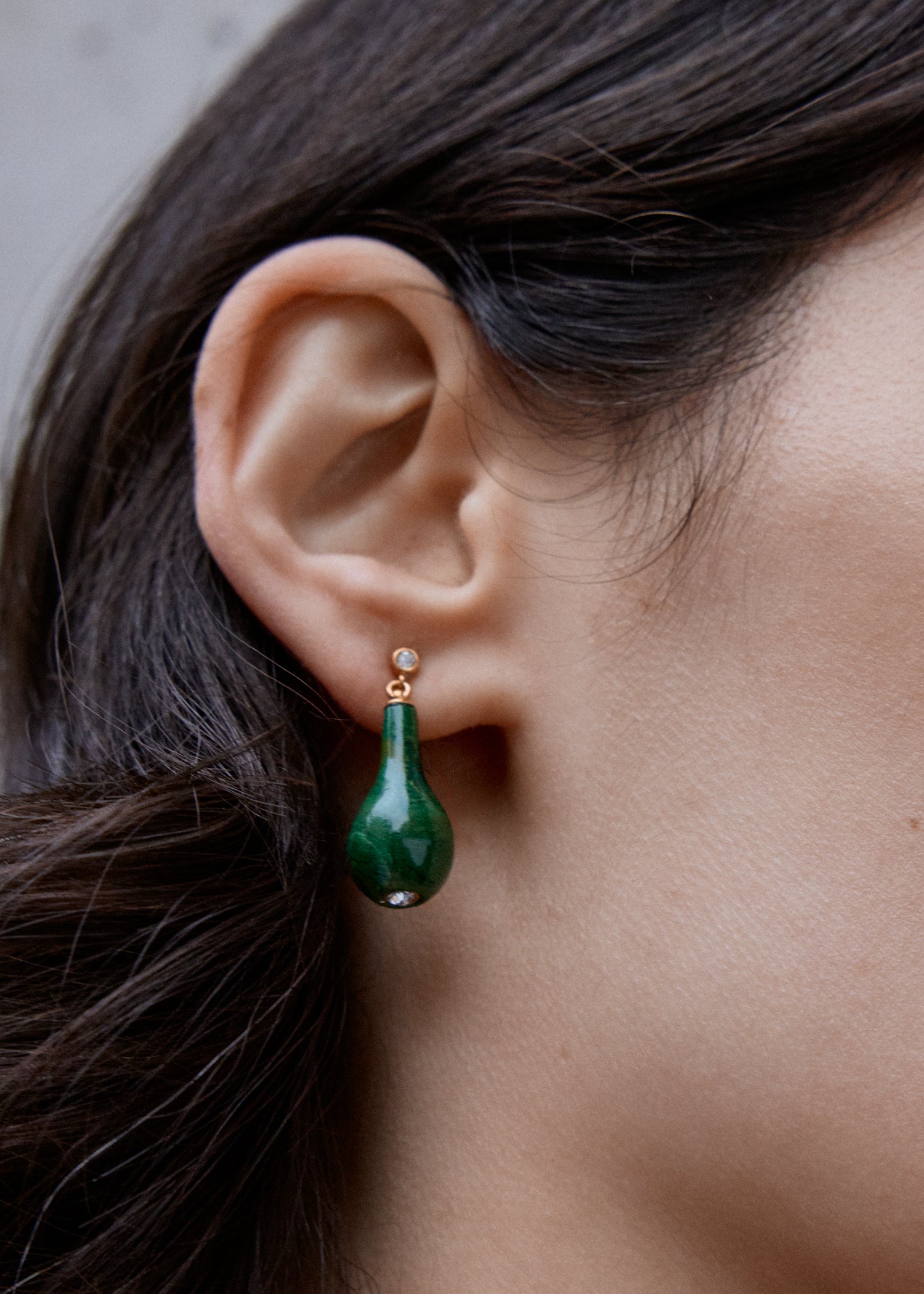 Jade drops dark green/gold