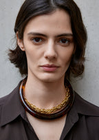 Sculpted collar bonfire